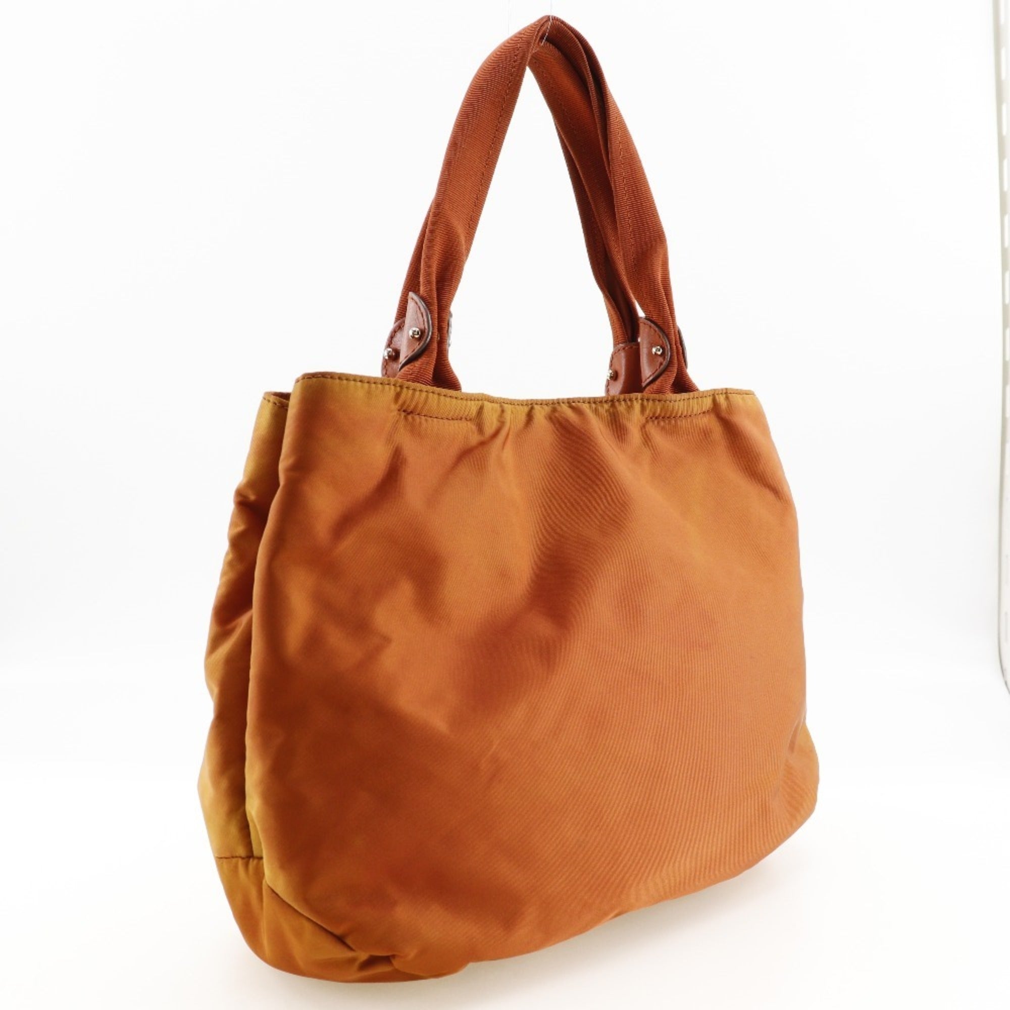 Salvatore Ferragamo Orange Nylon Tote Bag (Pre-Owned)
