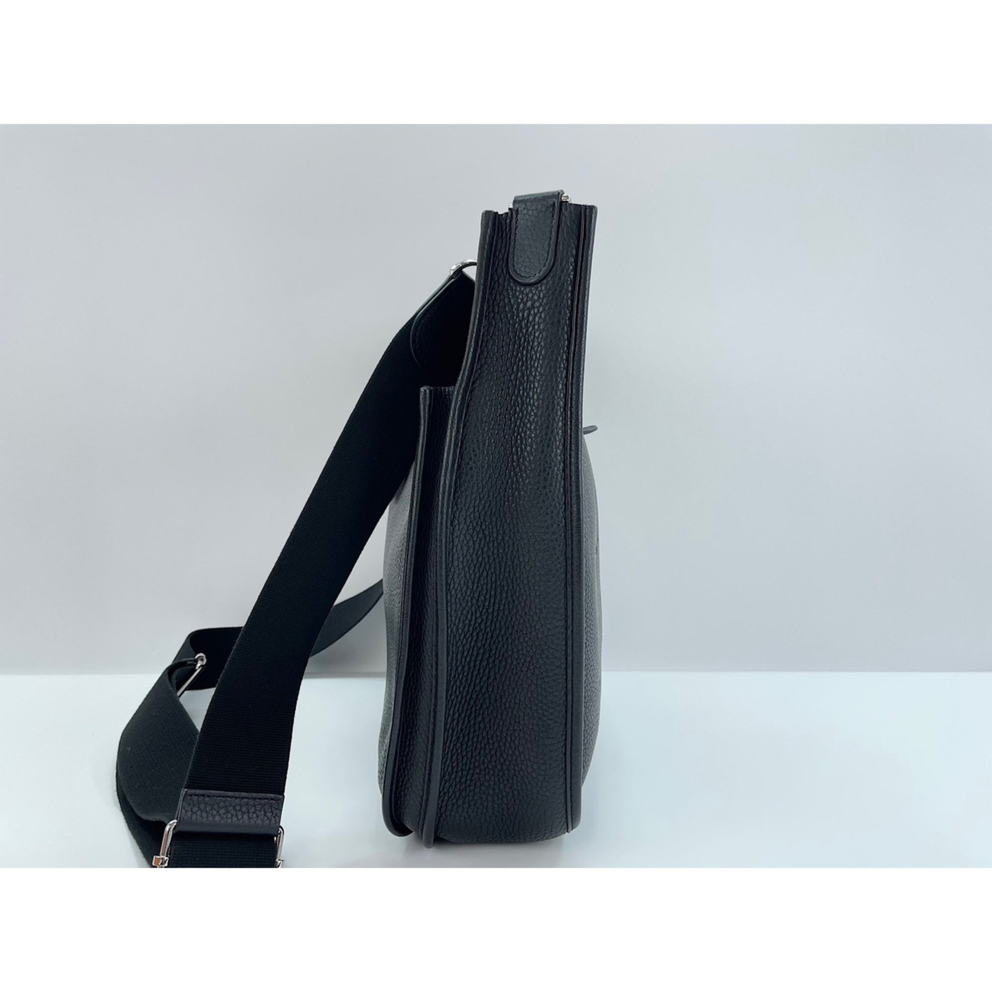 Hermes Black Taurillon Clemence Leather Shoulder Bag (Pre-Owned)