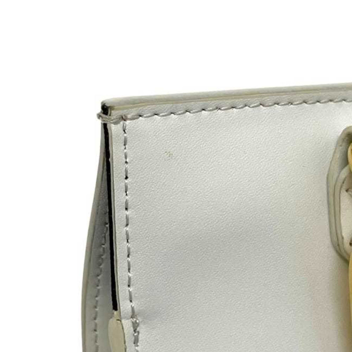 Fendi Beige White Leather Fur Pouch (Pre-Owned)