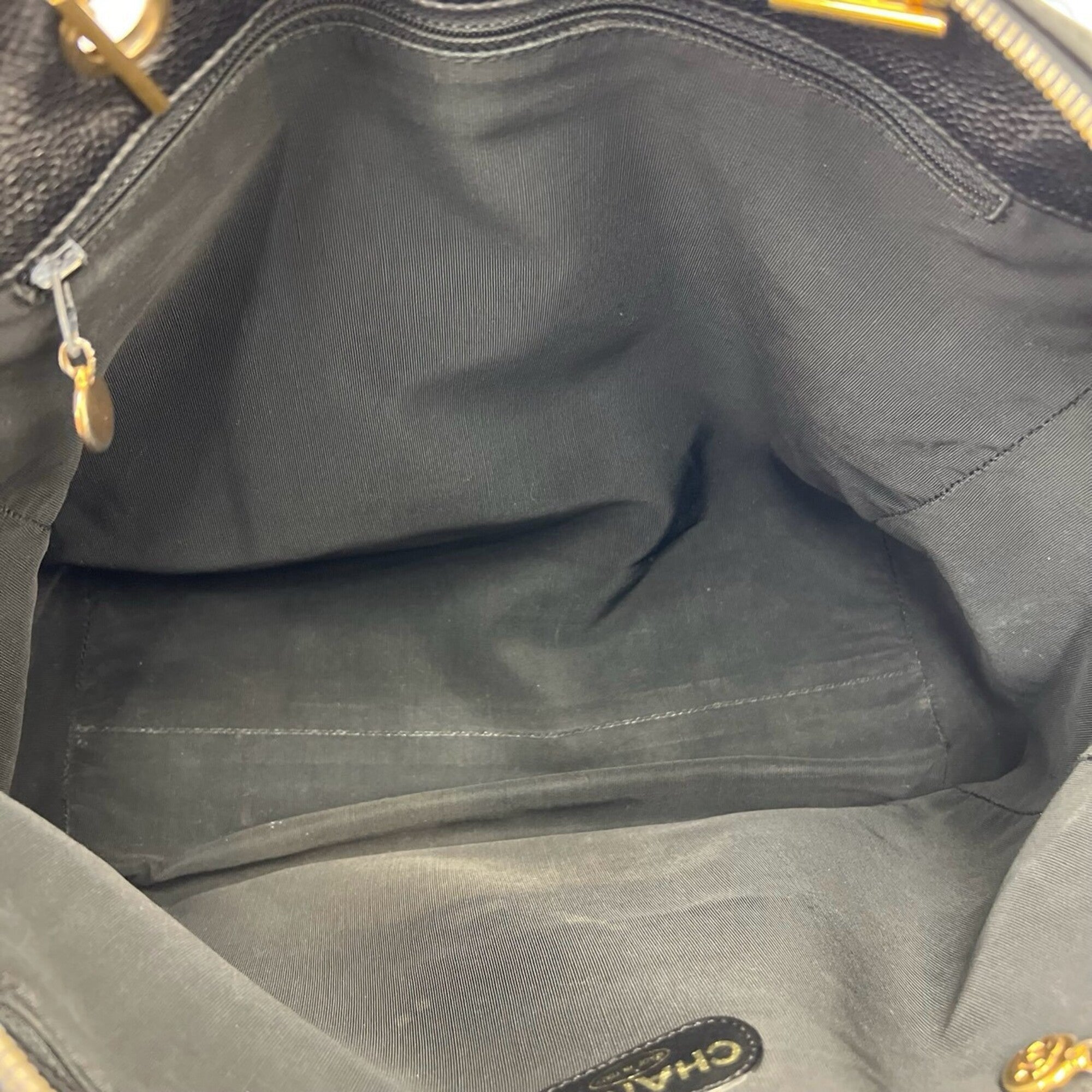 Chanel Black Grained Calfskin Tote Bag (Pre-Owned)