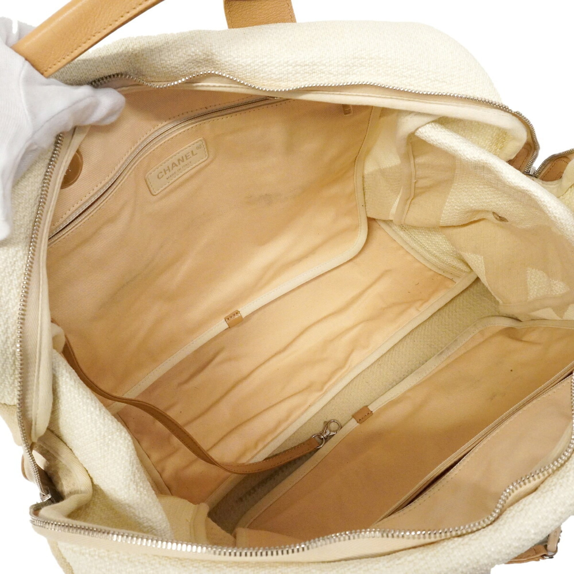 Chanel Beige Ivory Canvas Handbag (Pre-Owned)