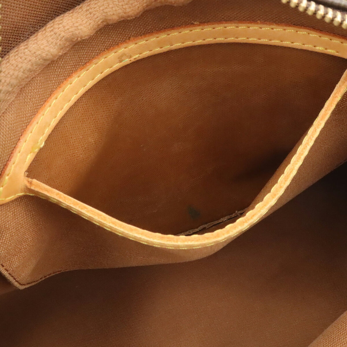 Louis Vuitton Brown Monogram Monogram Handbag Shoulder Bag (Pre-Owned)