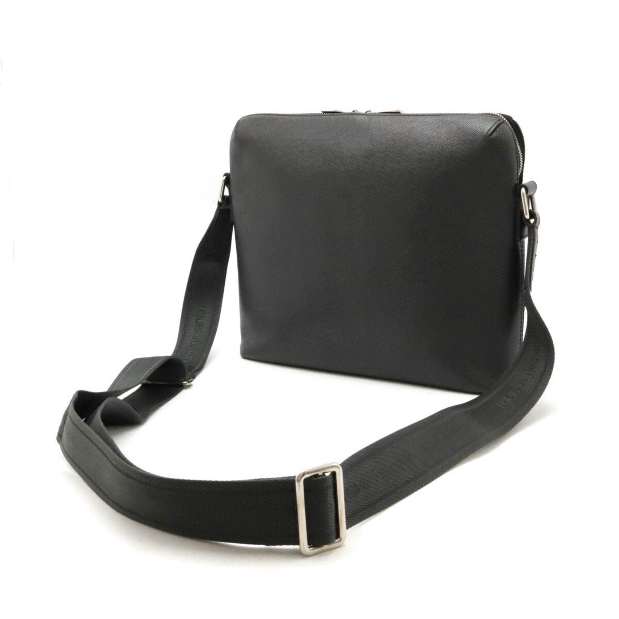 Louis Vuitton Ardoise Black Taiga Leather Shoulder Bag (Pre-Owned)