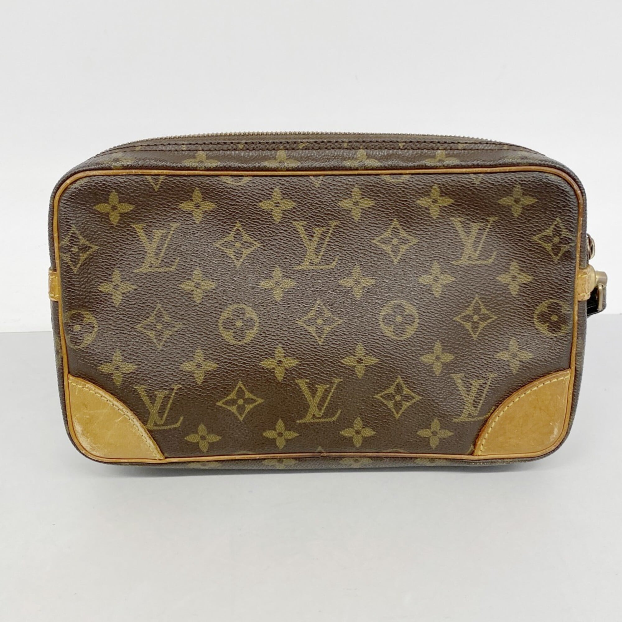 Louis Vuitton Brown Clutch Bag (Pre-Owned)