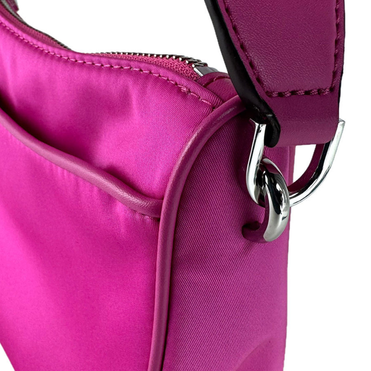 Michael Kors Pink Nylon Shoulder Bag (Pre-Owned)