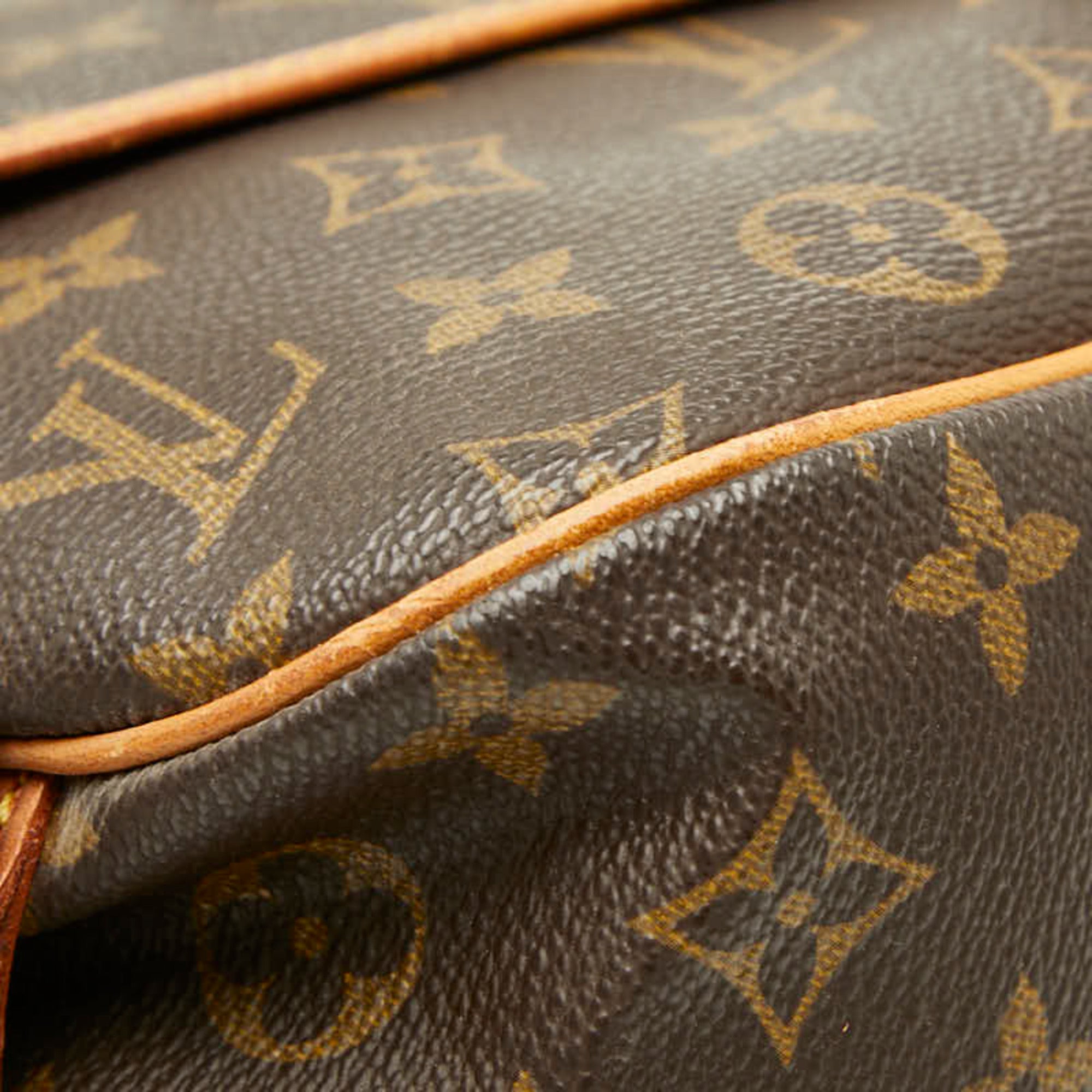 Louis Vuitton Brown Pvc Leather Shoulder Bag (Pre-Owned)