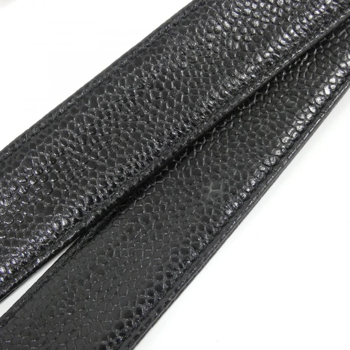 Chanel Black Grained Calfskin Shoulder Bag (Pre-Owned)