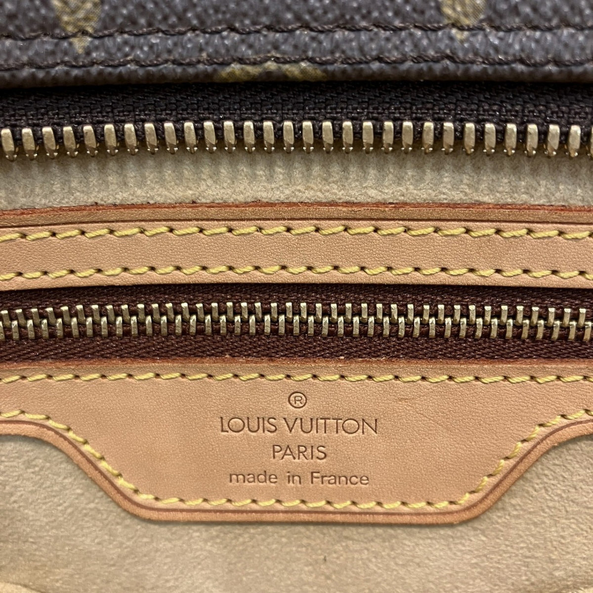 Louis Vuitton Brown Monogram Monogram Shoulder Bag (Pre-Owned)