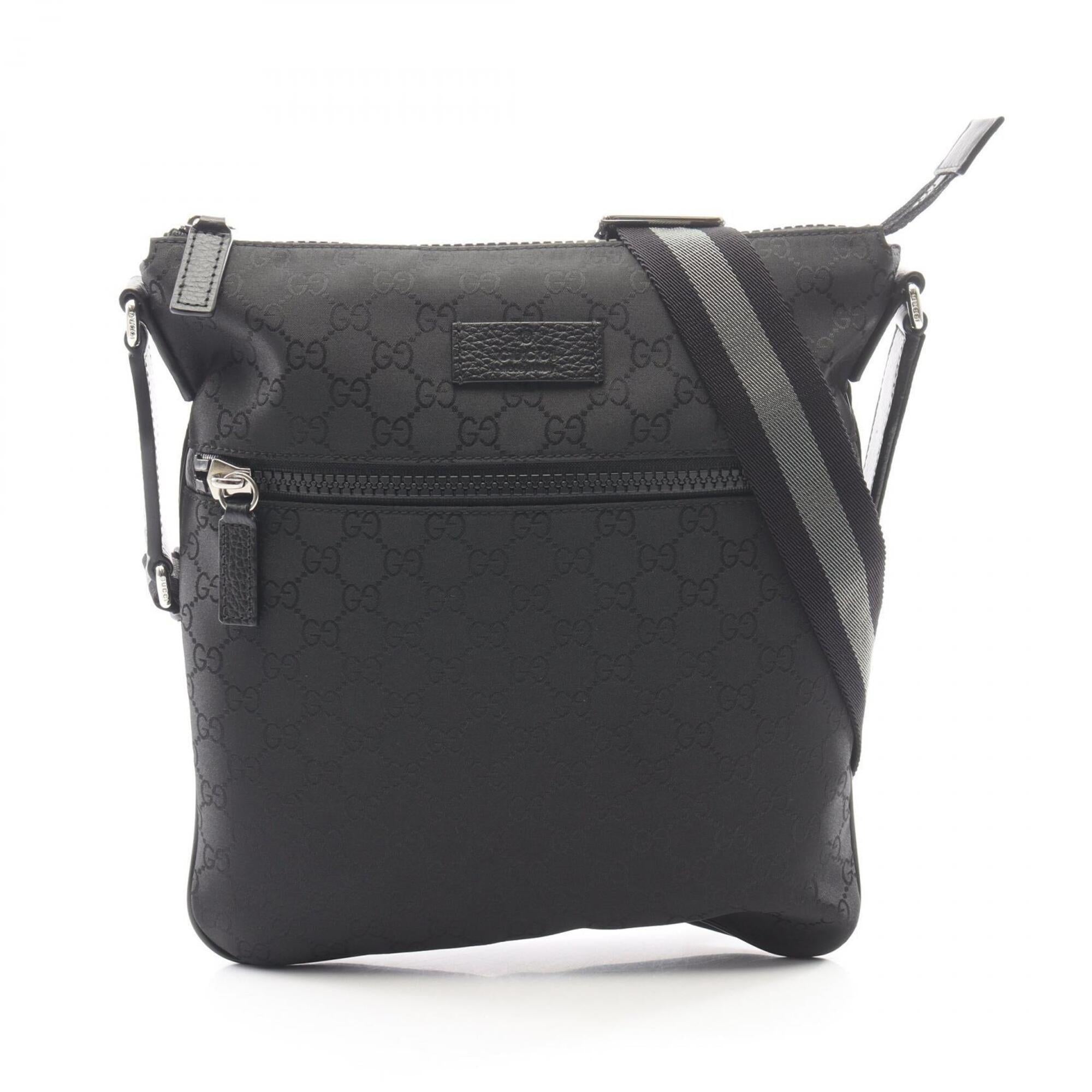 Gucci Black Nylon Leather Shoulder Bag (Pre-Owned)
