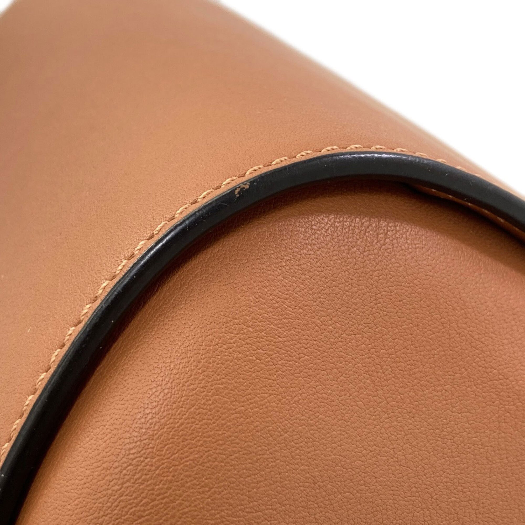 Loewe Brown Leather Handbag (Pre-Owned)