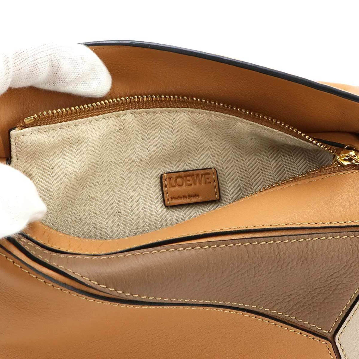 Loewe Beige Brown Leather Handbag (Pre-Owned)