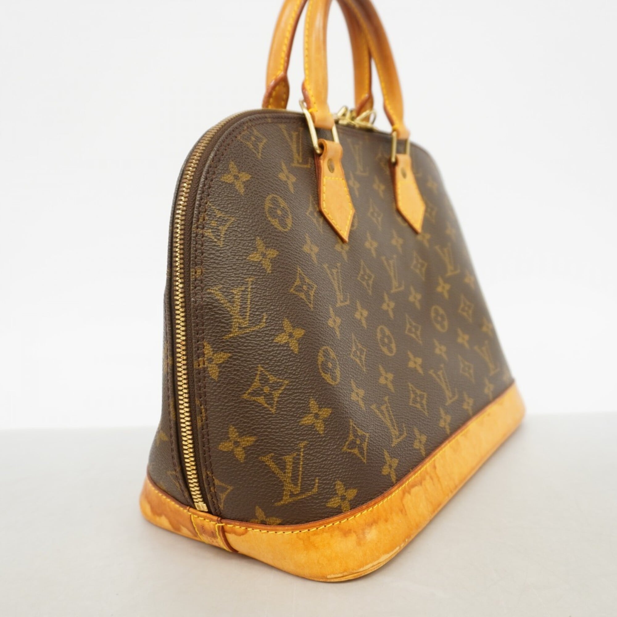 Louis Vuitton Brown Handbag (Pre-Owned)