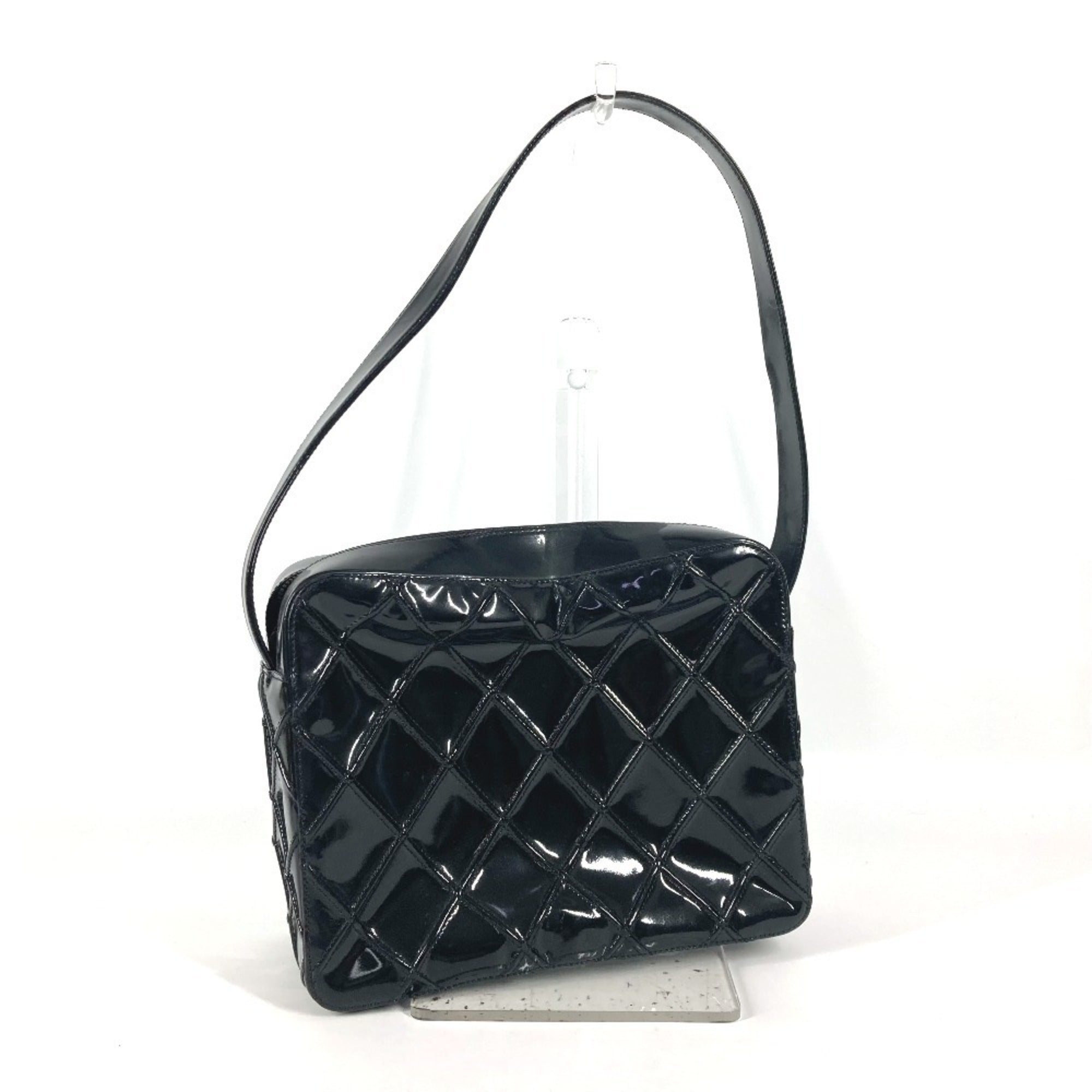 Chanel Black Patent Leather Handbag Shoulder Bag (Pre-Owned)