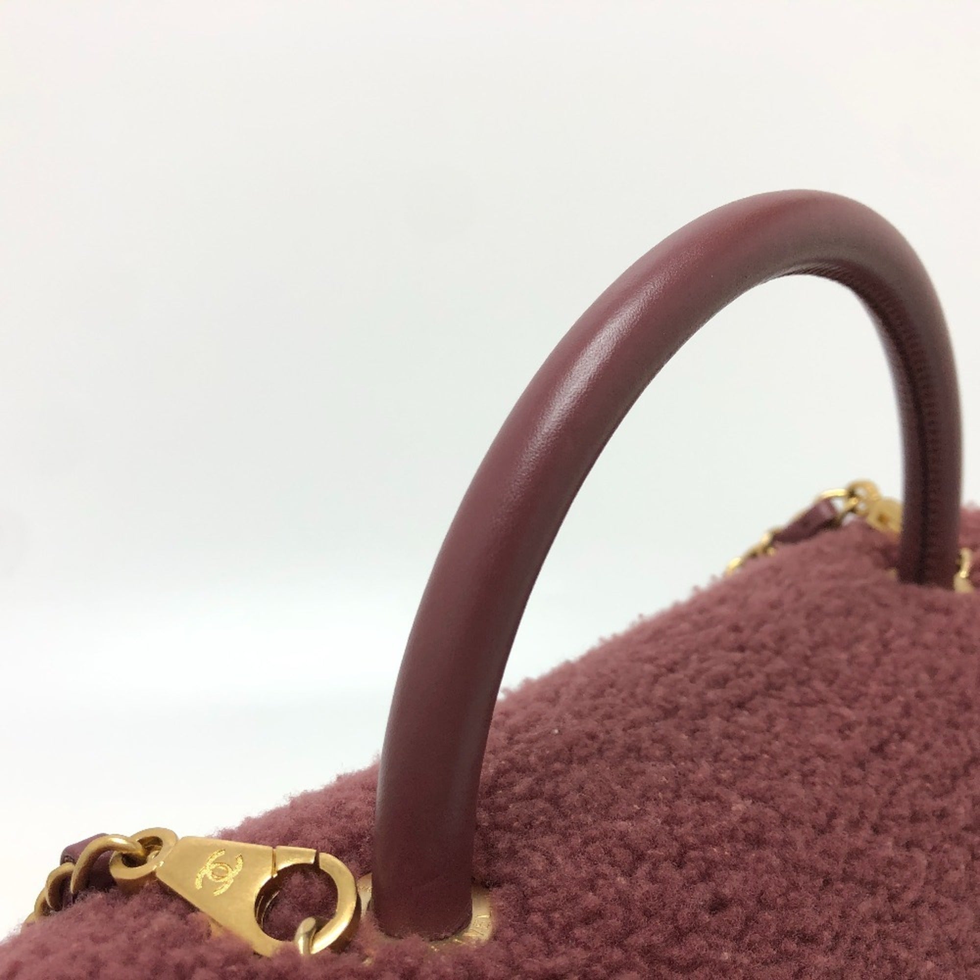 Chanel Red Color Wine Leather Handbag Shoulder Bag (Pre-Owned)