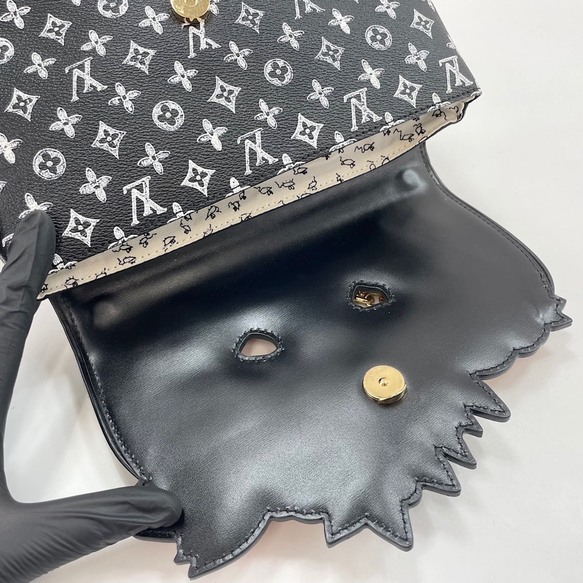 Louis Vuitton Multi-Color Pochette Shoulder Bag (Pre-Owned)