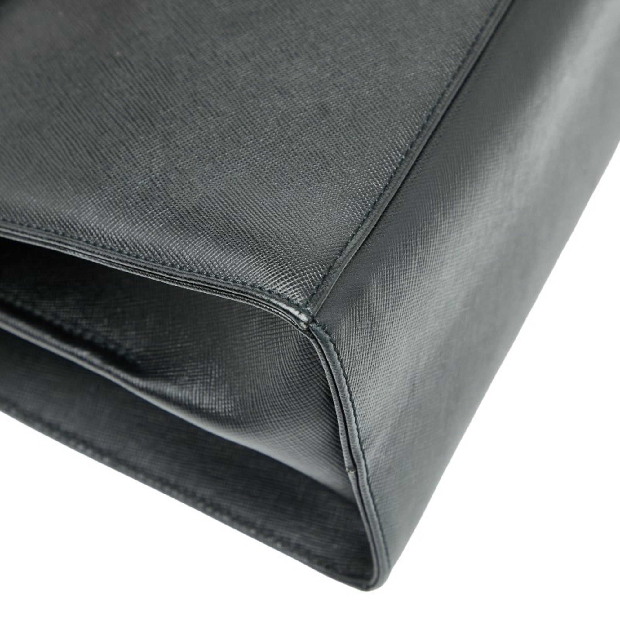 Salvatore Ferragamo Black Leather Handbag Shoulder Bag (Pre-Owned)