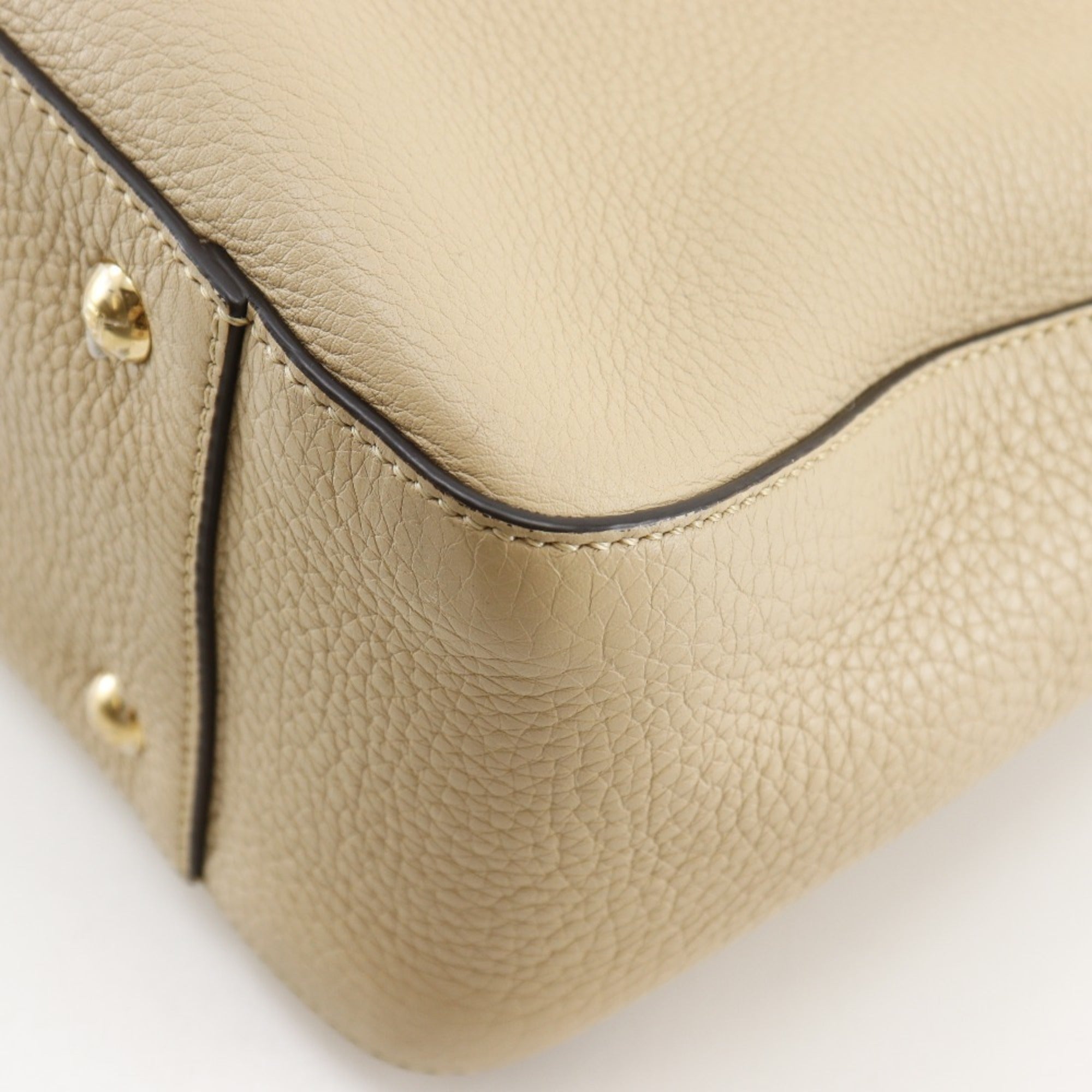 Fendi Beige Leather Handbag Tote Bag (Pre-Owned)