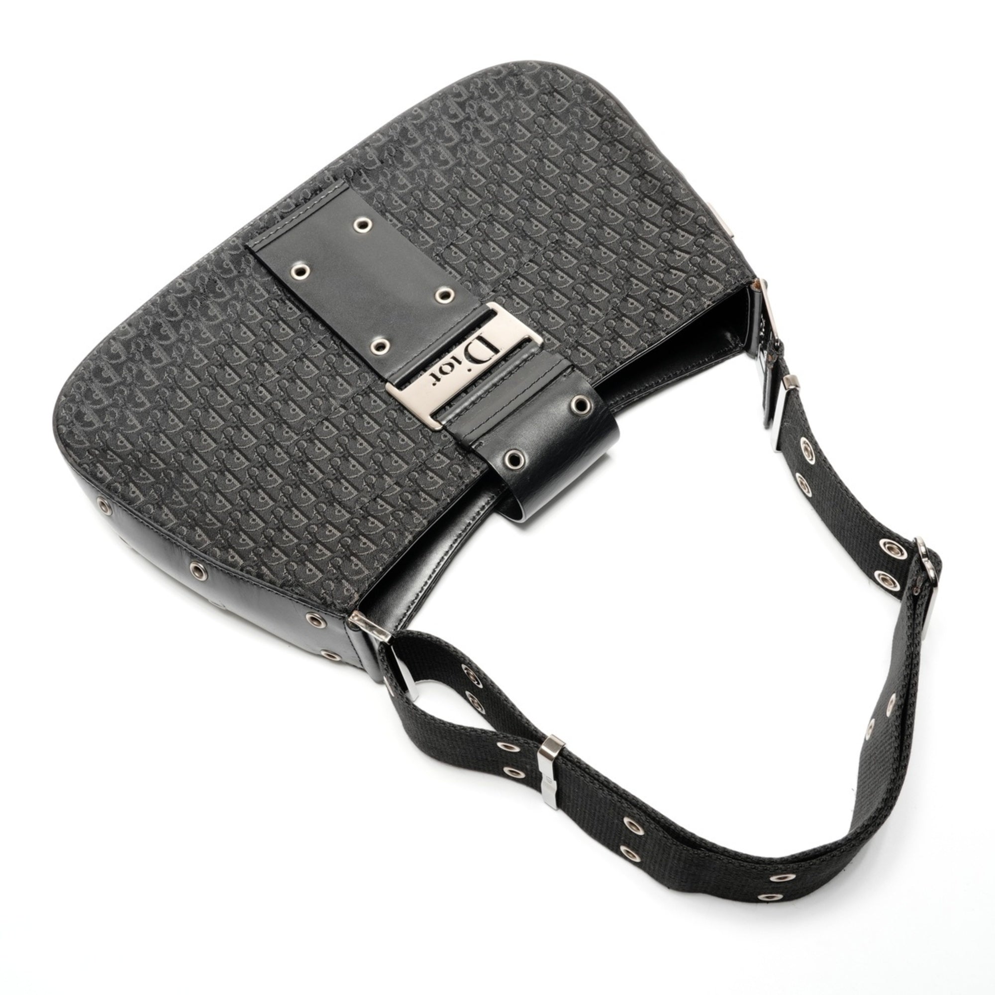 Christian Dior Black Shoulder Bag (Pre-Owned)