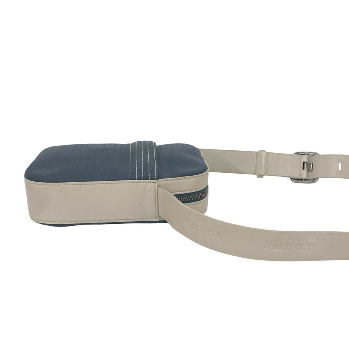 Loewe Beige Navy Leather Pochette Shoulder Bag (Pre-Owned)