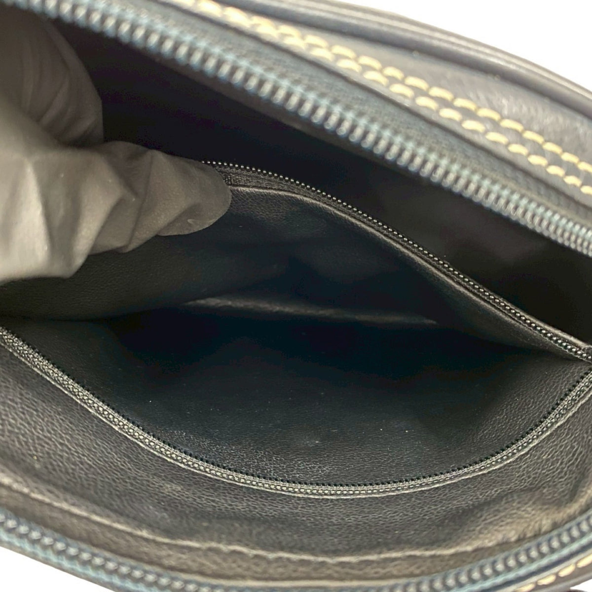 Yves Saint Laurent Navy Leather Shoulder Bag (Pre-Owned)