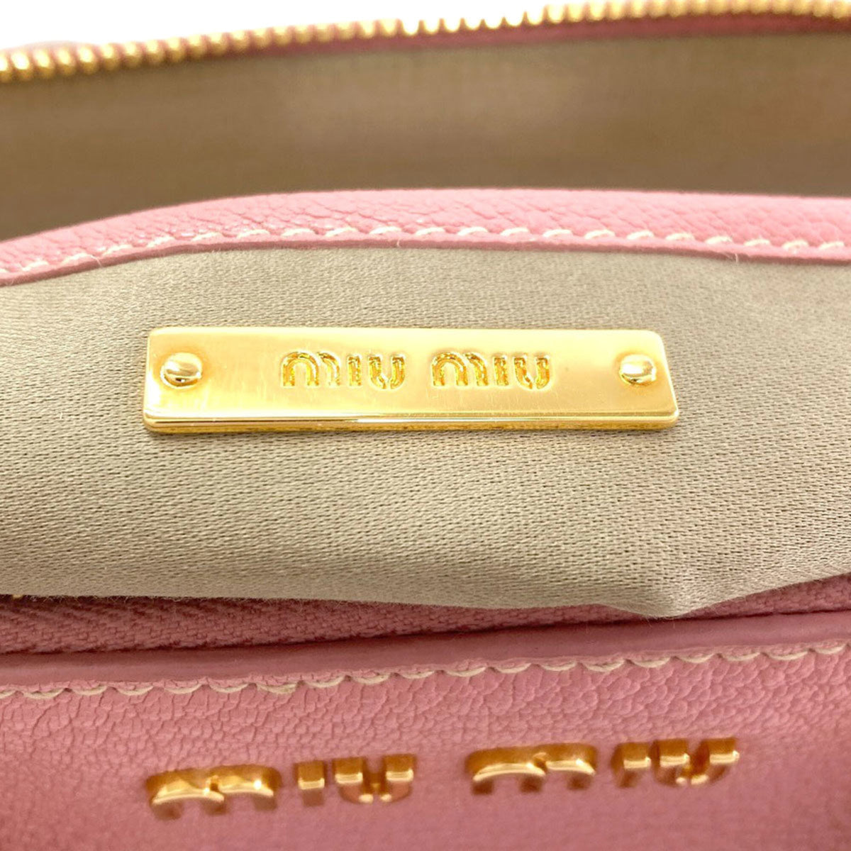 Miu Miu Pink Leather Handbag (Pre-Owned)