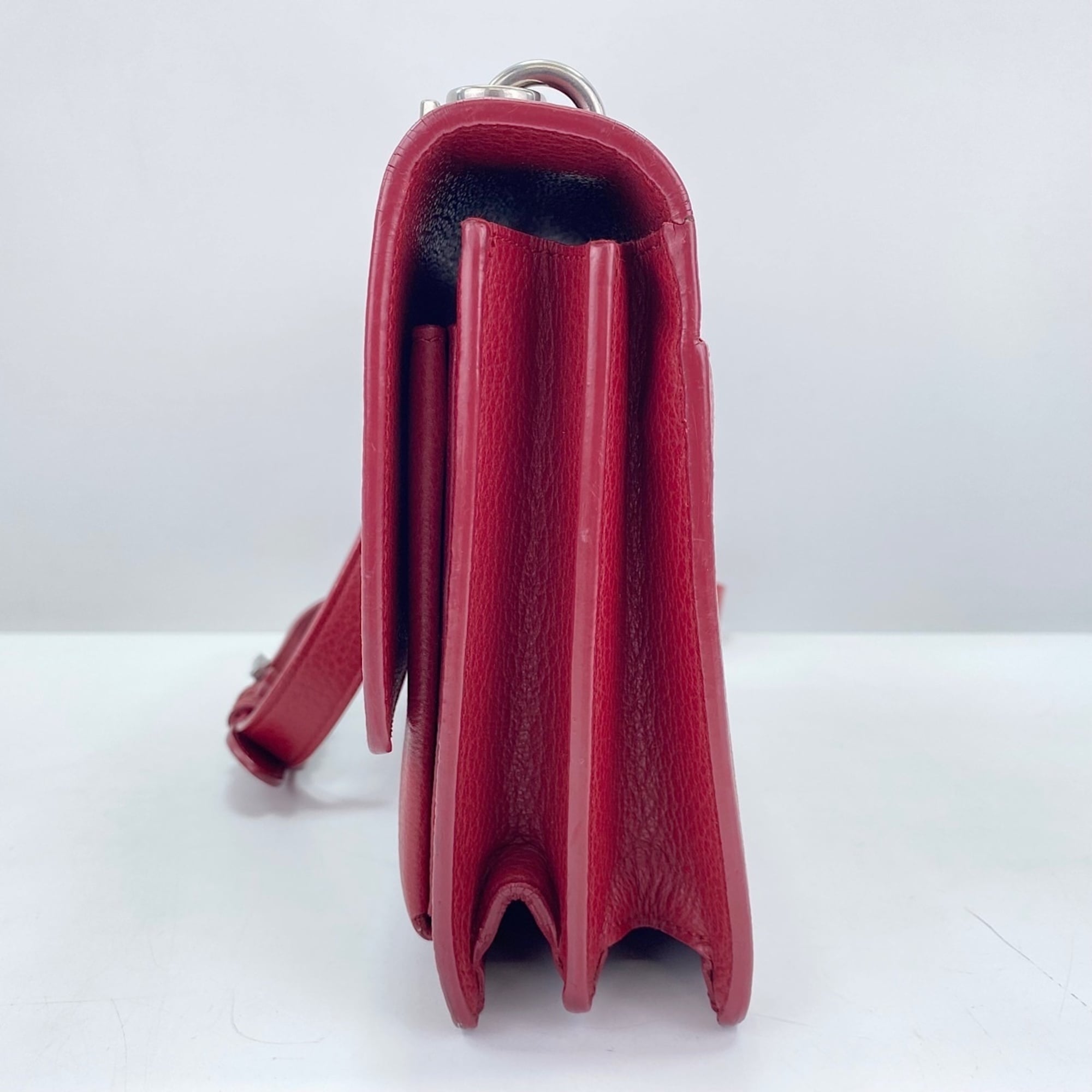 Yves Saint Laurent Red Color Wine Shoulder Bag (Pre-Owned)