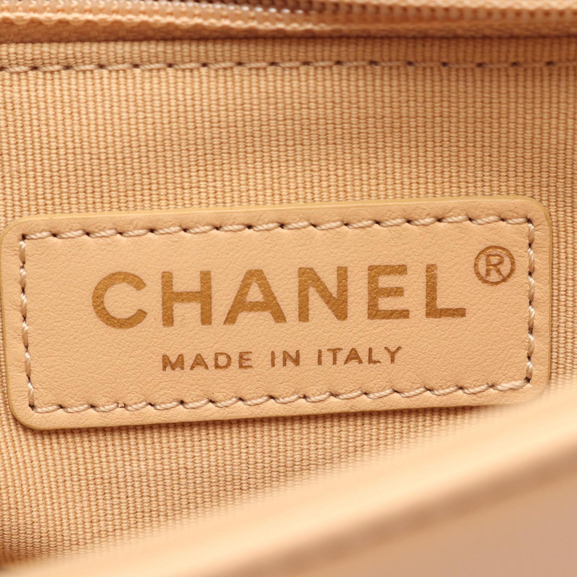 Chanel Beige Leather Handbag Shoulder Bag (Pre-Owned)
