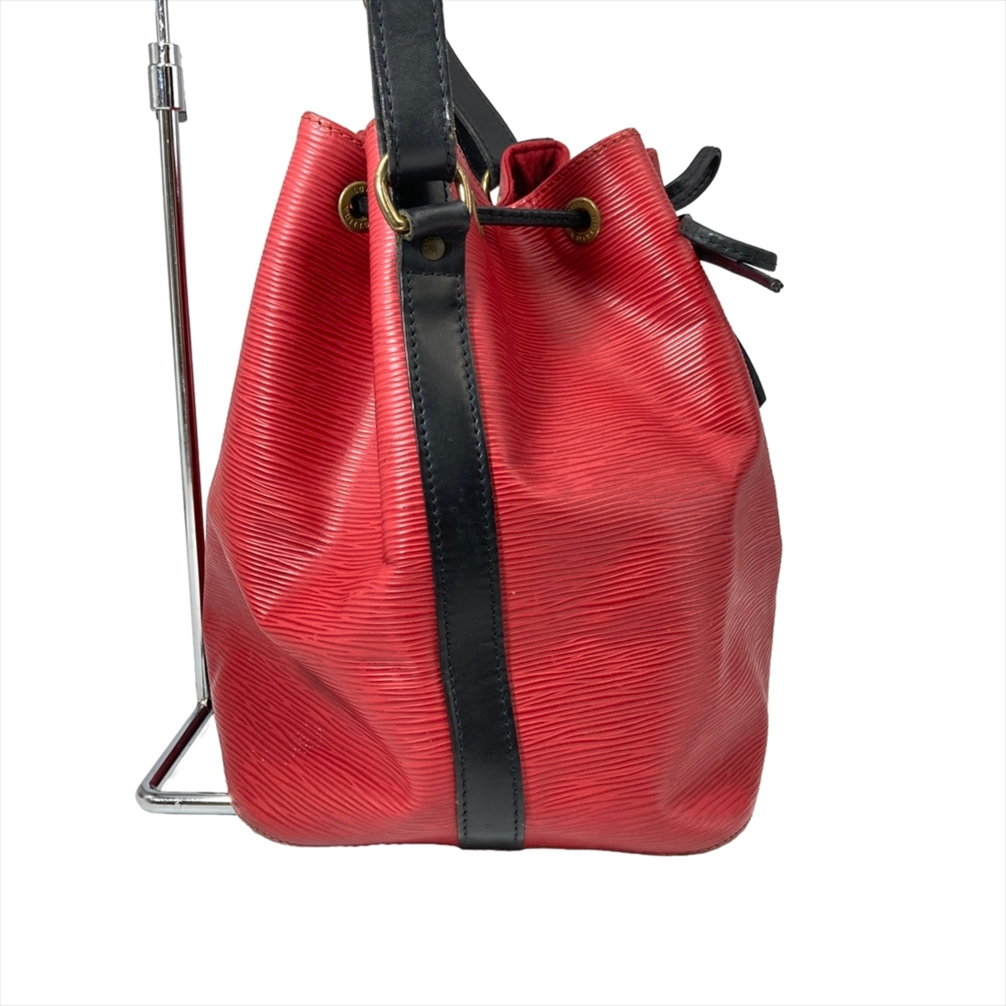 Louis Vuitton Epi Red Color Epi Leather Shoulder Bag (Pre-Owned)