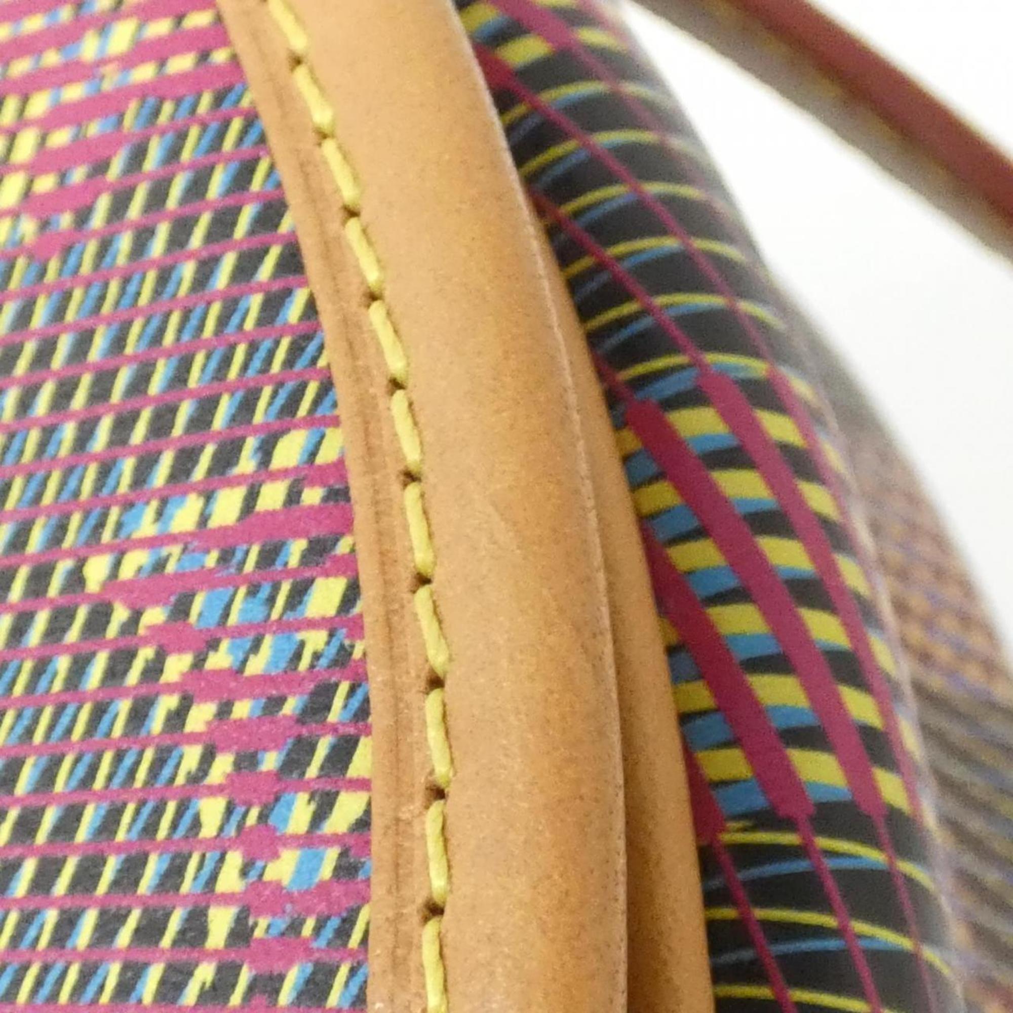 Louis Vuitton Rose Leather Shoulder Bag (Pre-Owned)