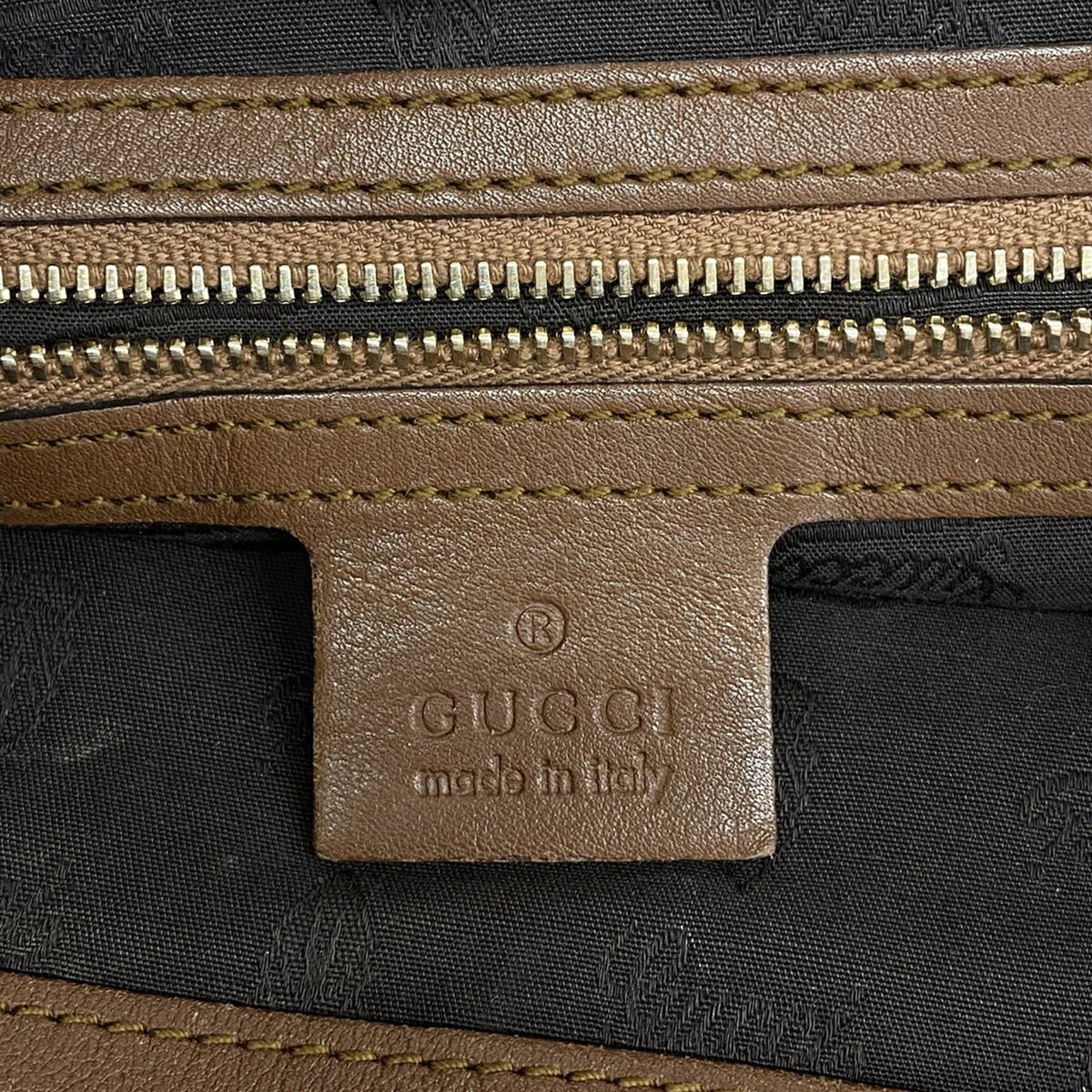 Gucci Brown Leather Shoulder Bag (Pre-Owned)