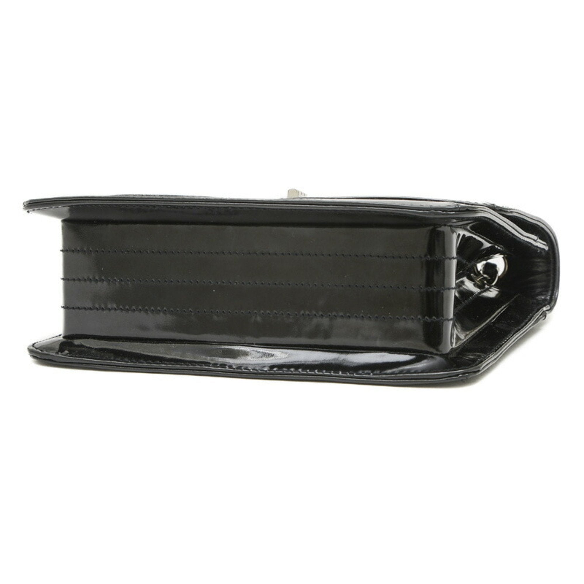 Chanel Black Cotton Patent Leather Shoulder Bag (Pre-Owned)