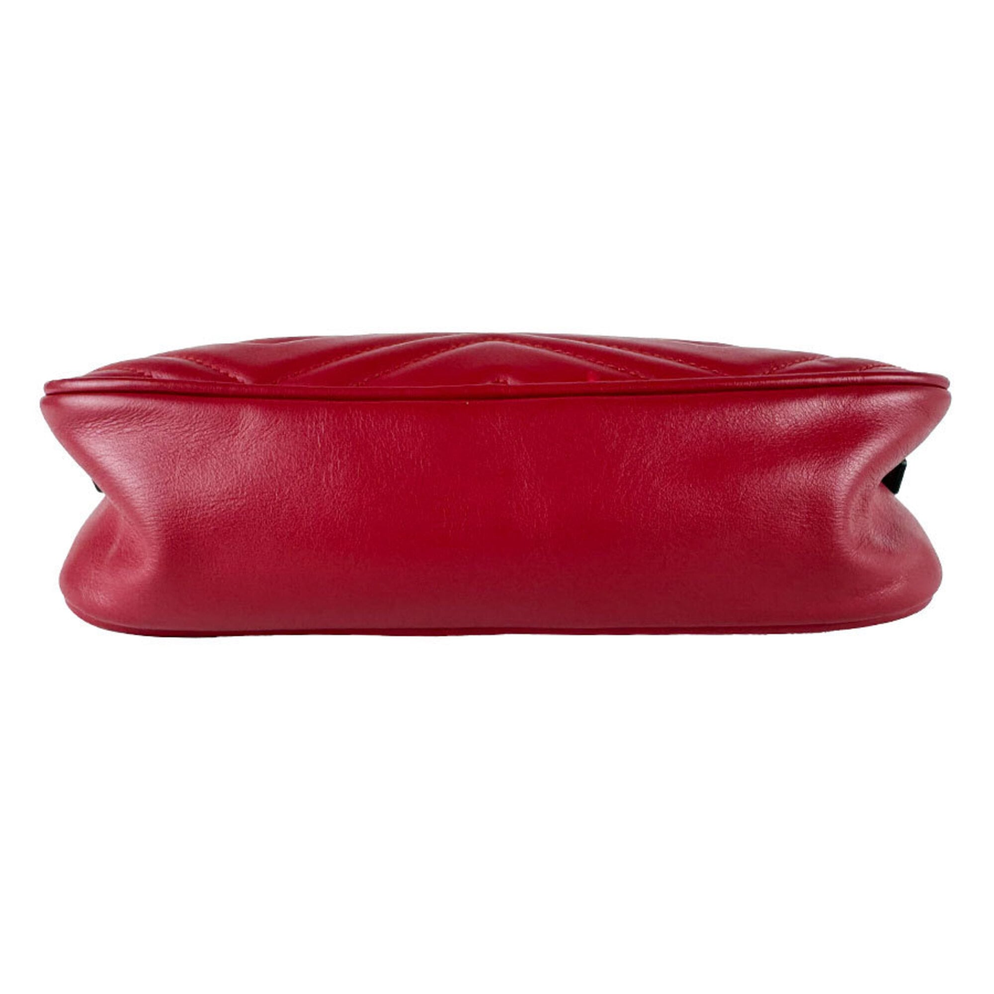 Gucci Red Color Leather Shoulder Bag (Pre-Owned)