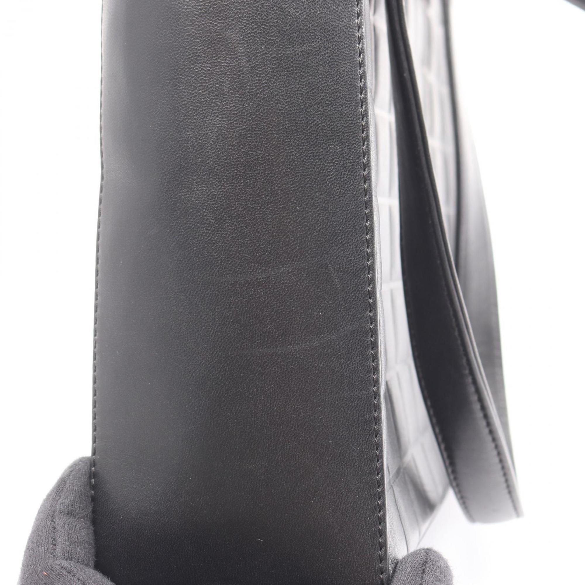Chanel Black Leather Tote Bag (Pre-Owned)