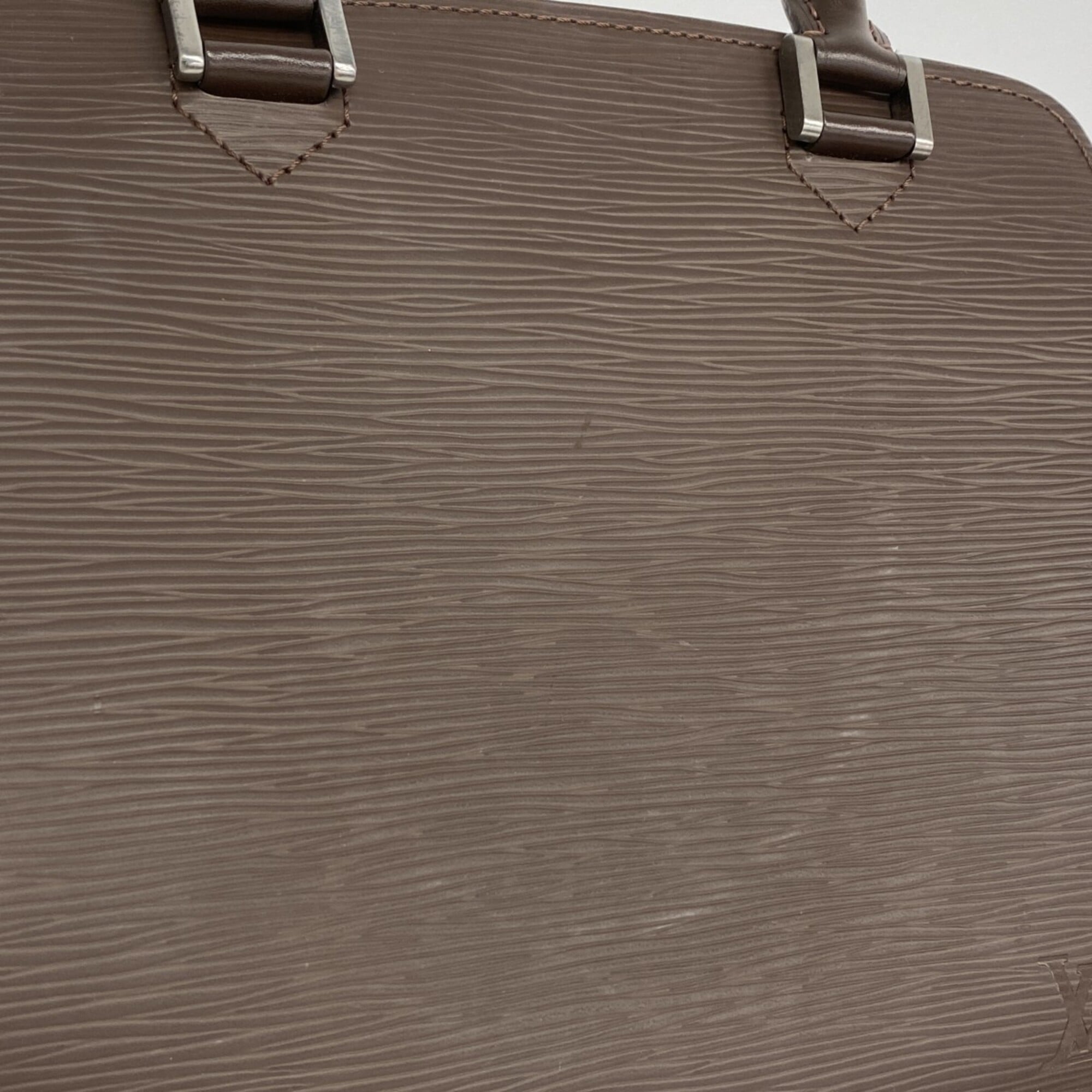 Louis Vuitton Mocha Handbag (Pre-Owned)