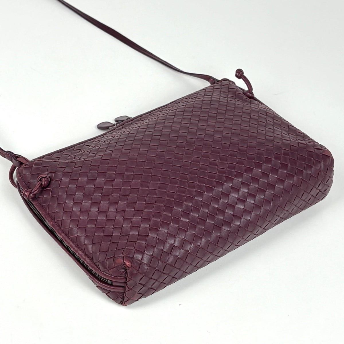 Bottega Veneta Bordeaux Leather Shoulder Bag (Pre-Owned)