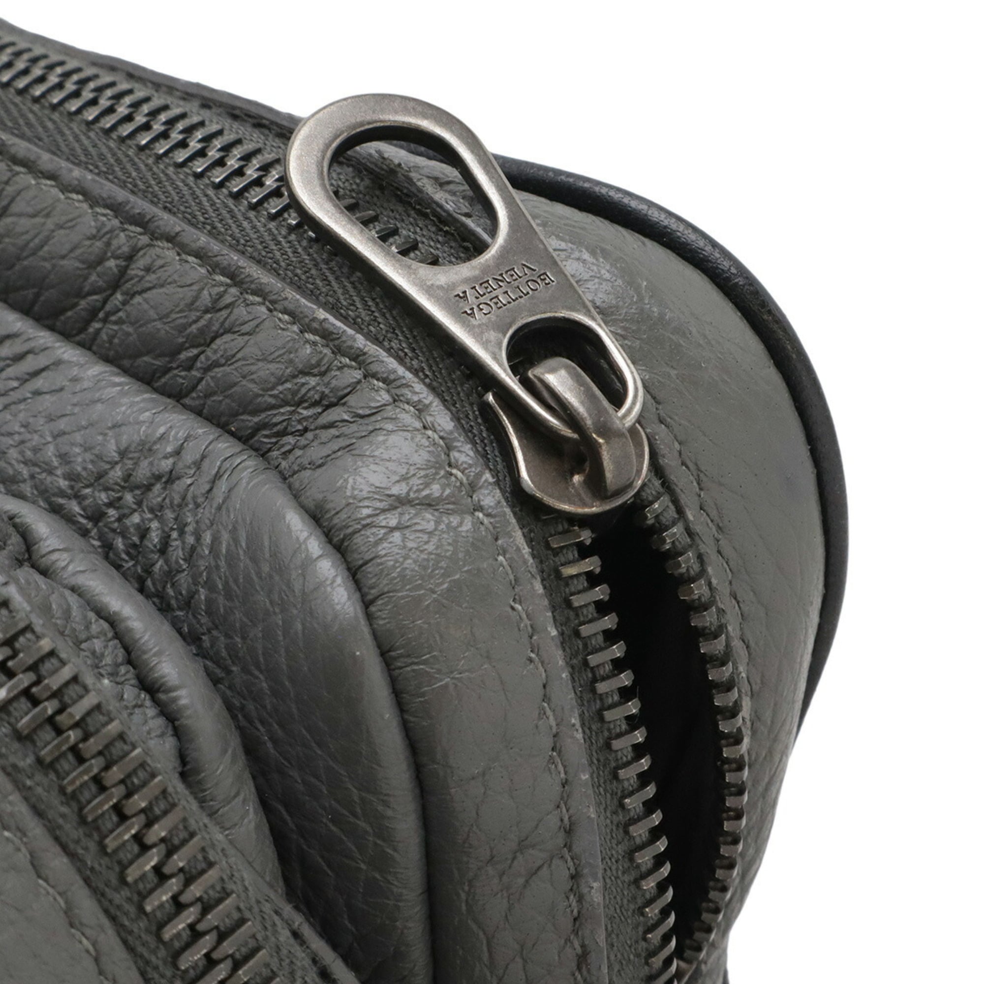 Bottega Veneta Intrecciato Black Leather Shoulder Bag (Pre-Owned)