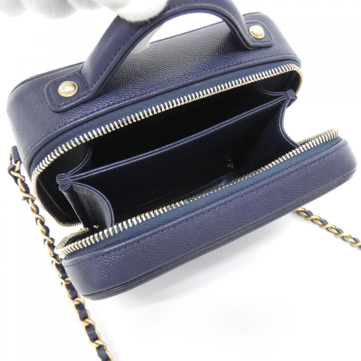 Chanel Navy Grained Calfskin Handbag (Pre-Owned)