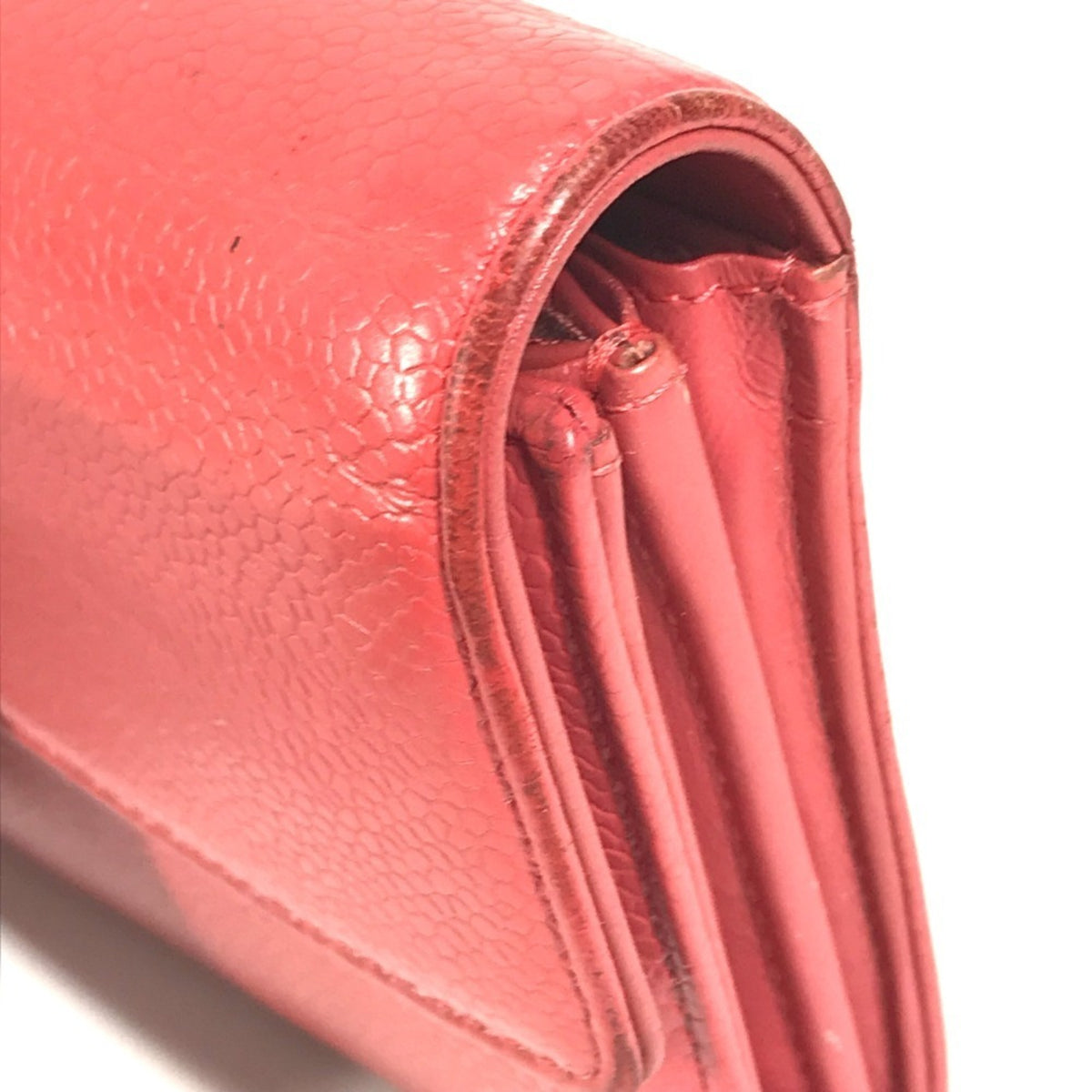 Chanel Red Color Grained Calfskin Long Wallet (Bi-Fold) (Pre-Owned)