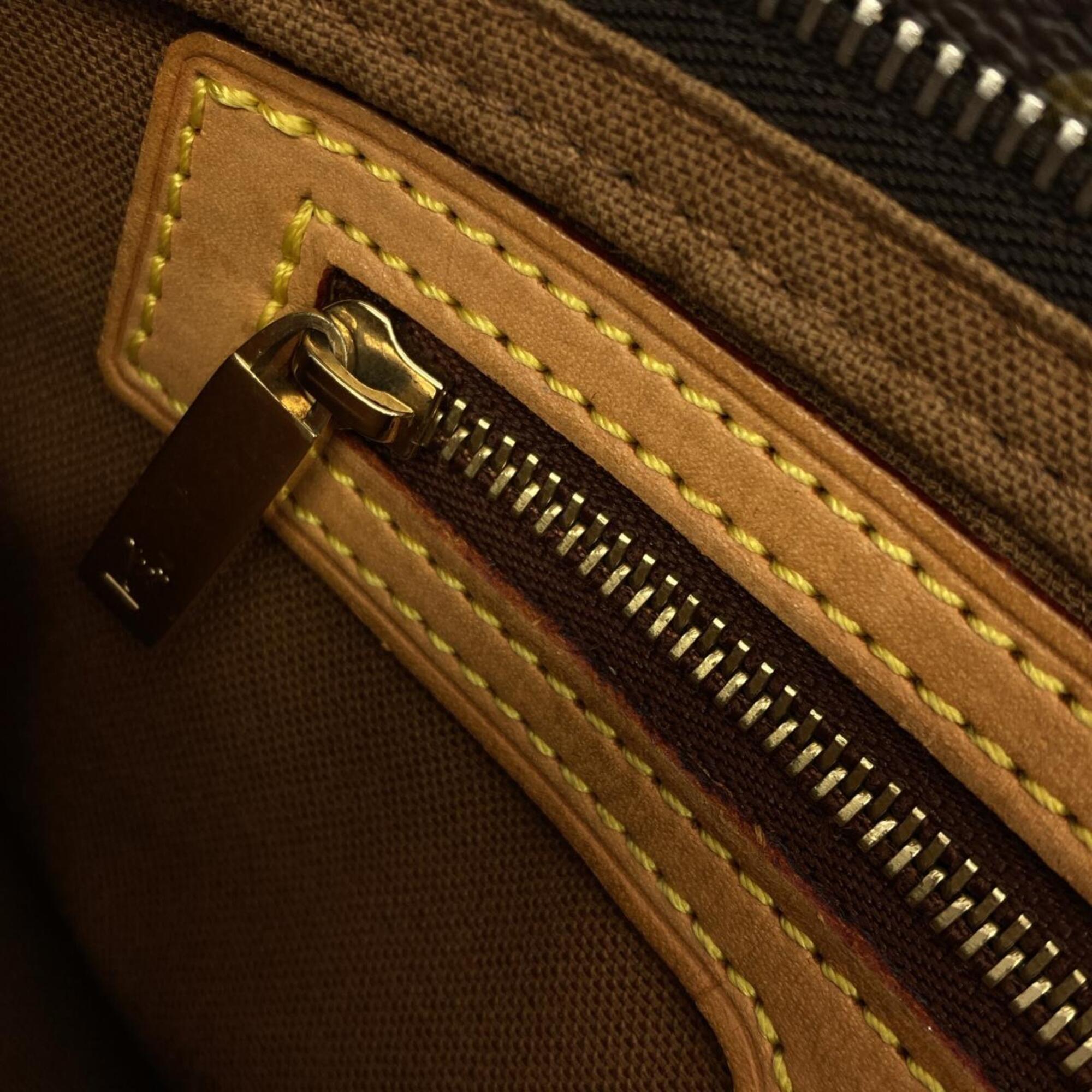 Louis Vuitton Marron Coated Canvas Shoulder Bag (Pre-Owned)