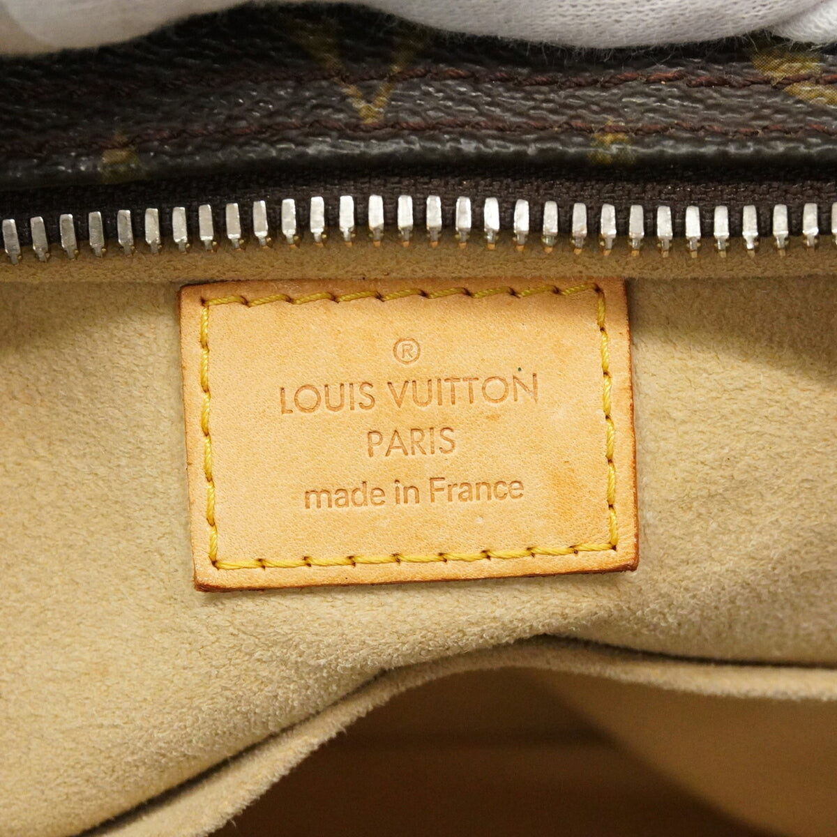 Louis Vuitton Brown Handbag (Pre-Owned)