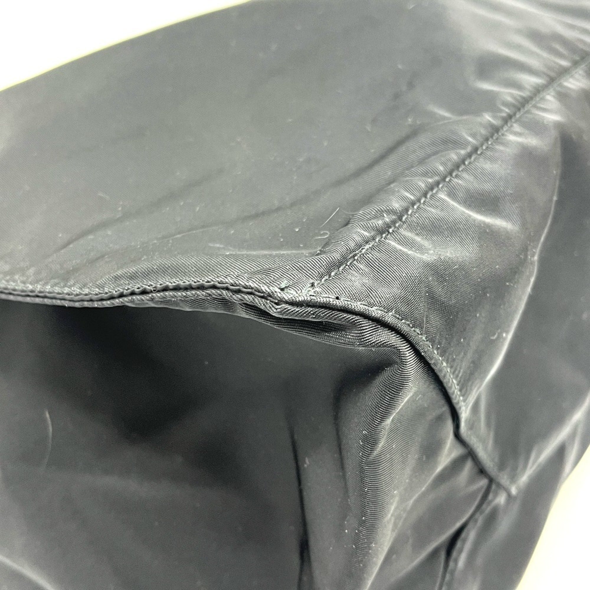 Prada Black Nylon Tote Bag (Pre-Owned)