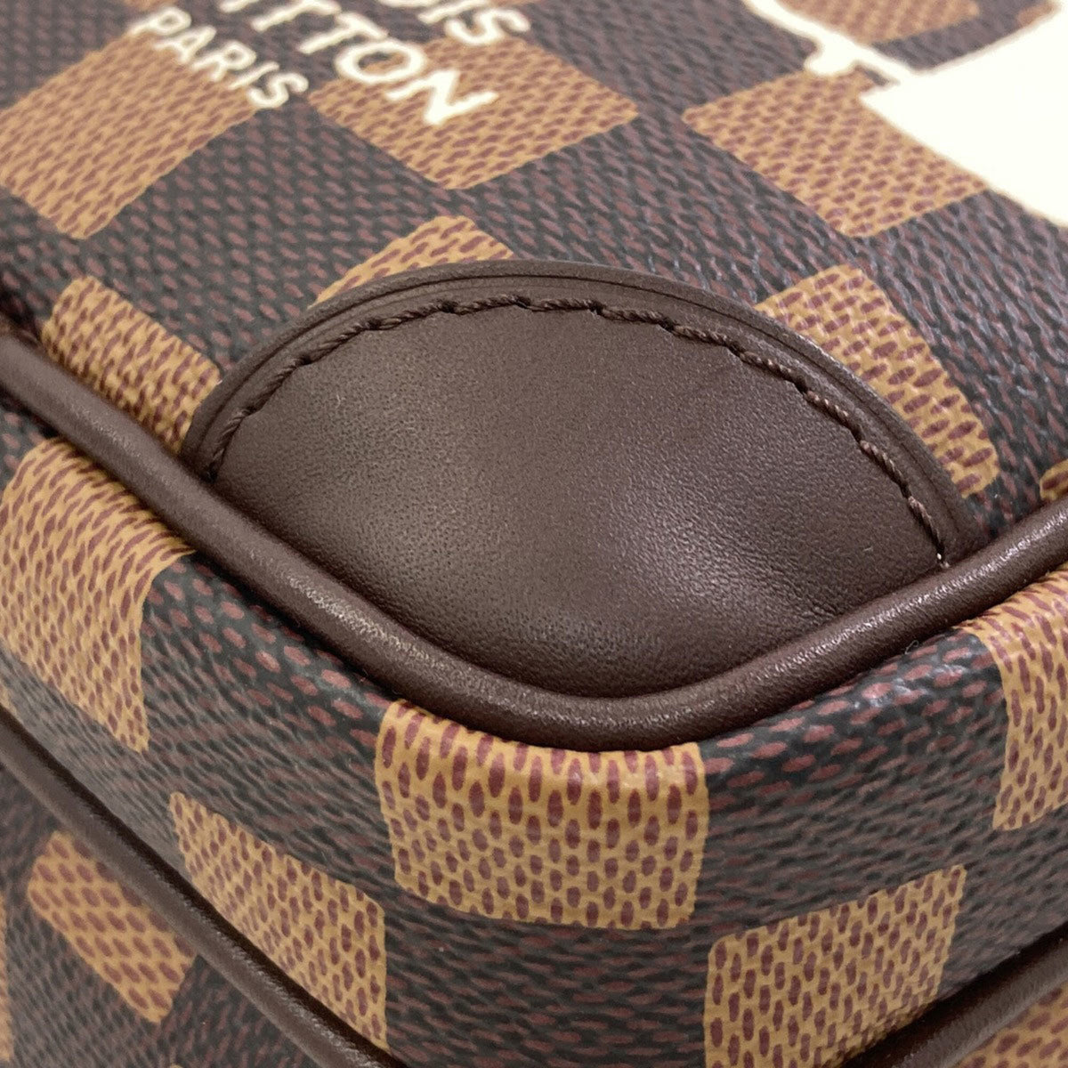 Louis Vuitton Damier Canvas Ebene Damier Canvas Shoulder Bag (Pre-Owned)