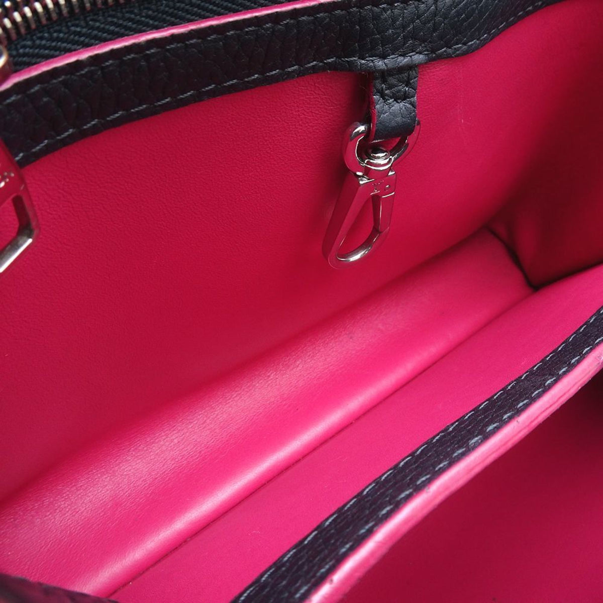 Louis Vuitton Cobalt Fuchsia Leather Handbag (Pre-Owned)
