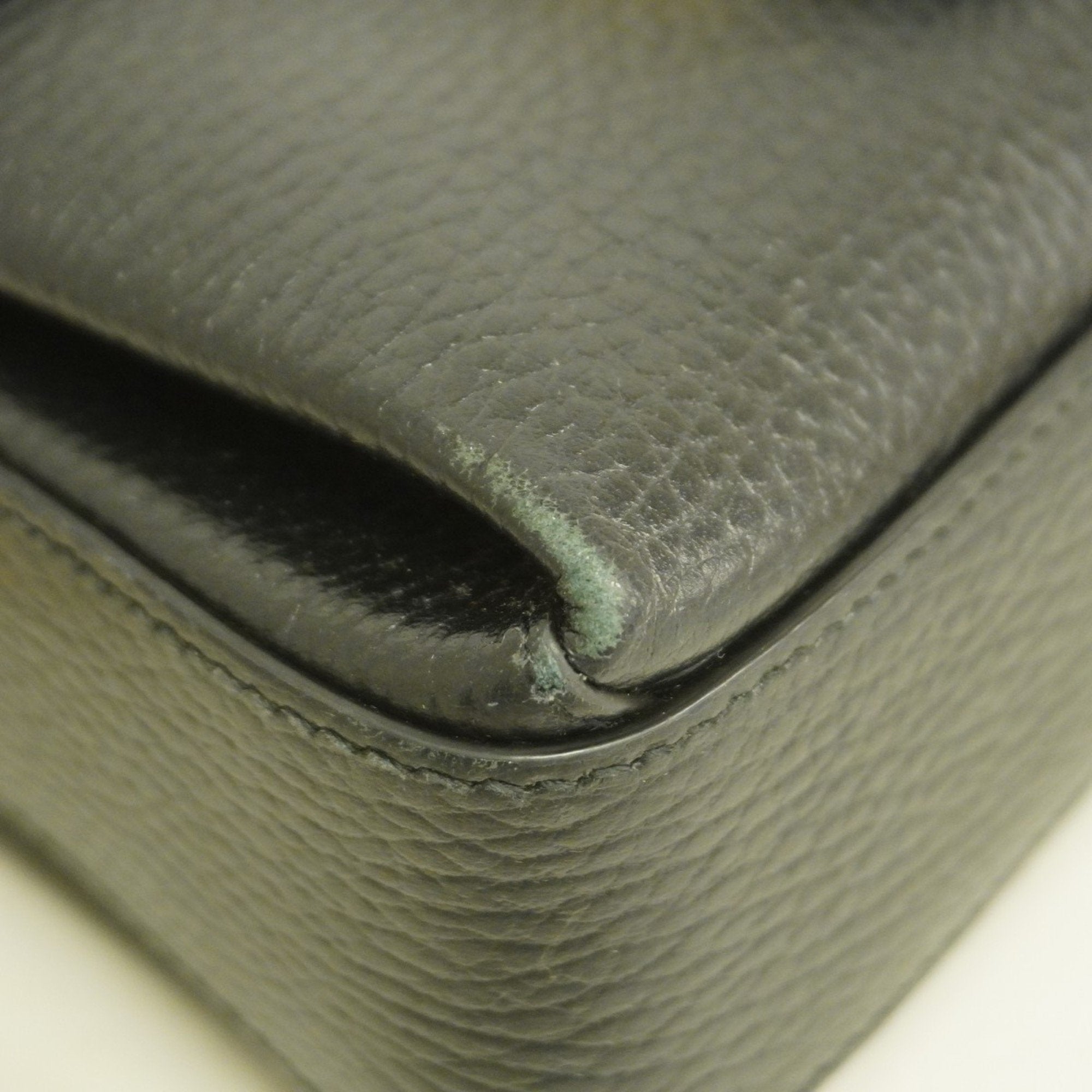Gucci Black Leather Shoulder Bag (Pre-Owned)