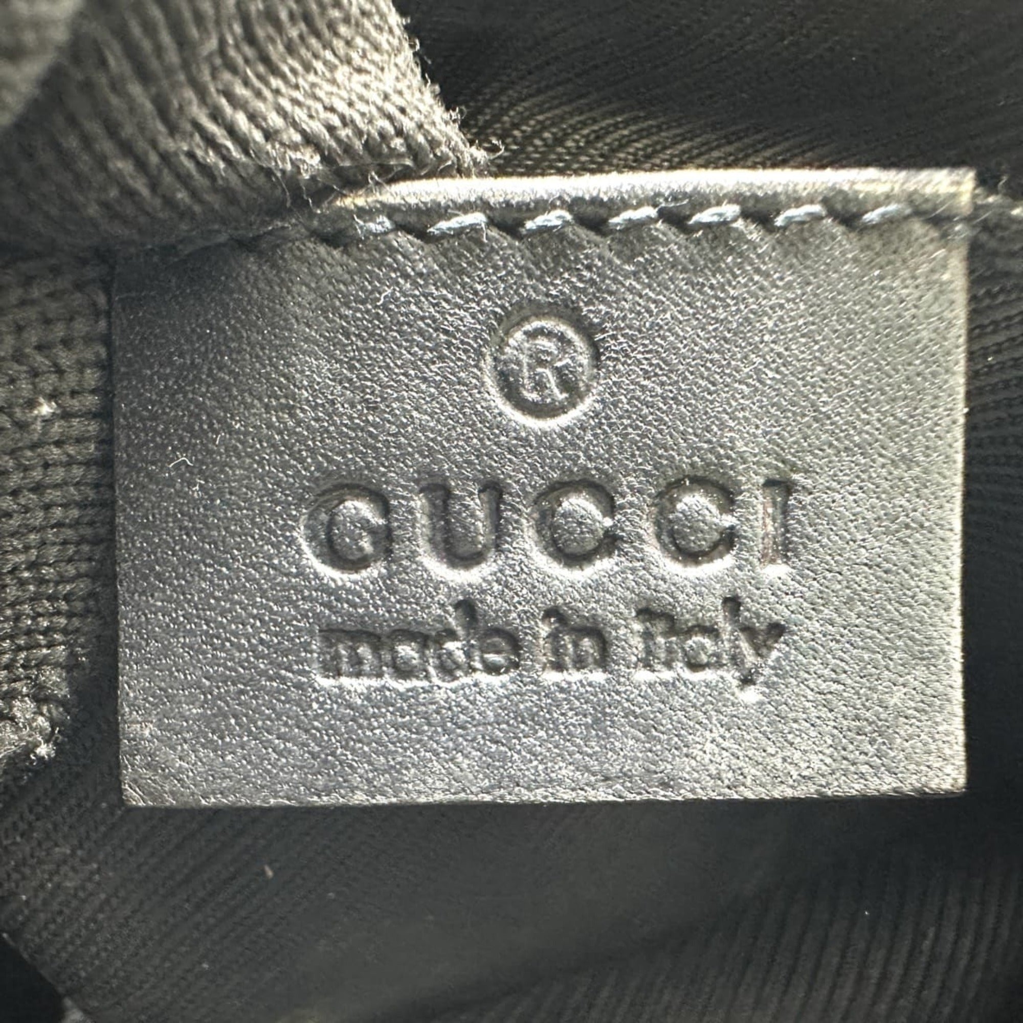 Gucci Navy Gg Canvas Pouch (Pre-Owned)