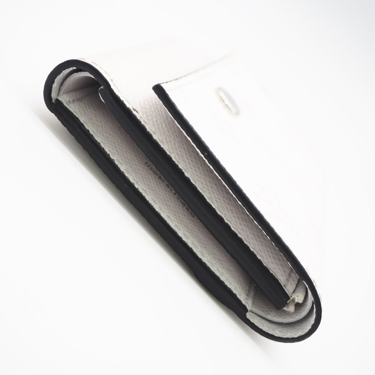 Louis Vuitton Taigarama Gray White Coated Canvas Leather Wallet (Tri-Fold) (Pre-Owned)