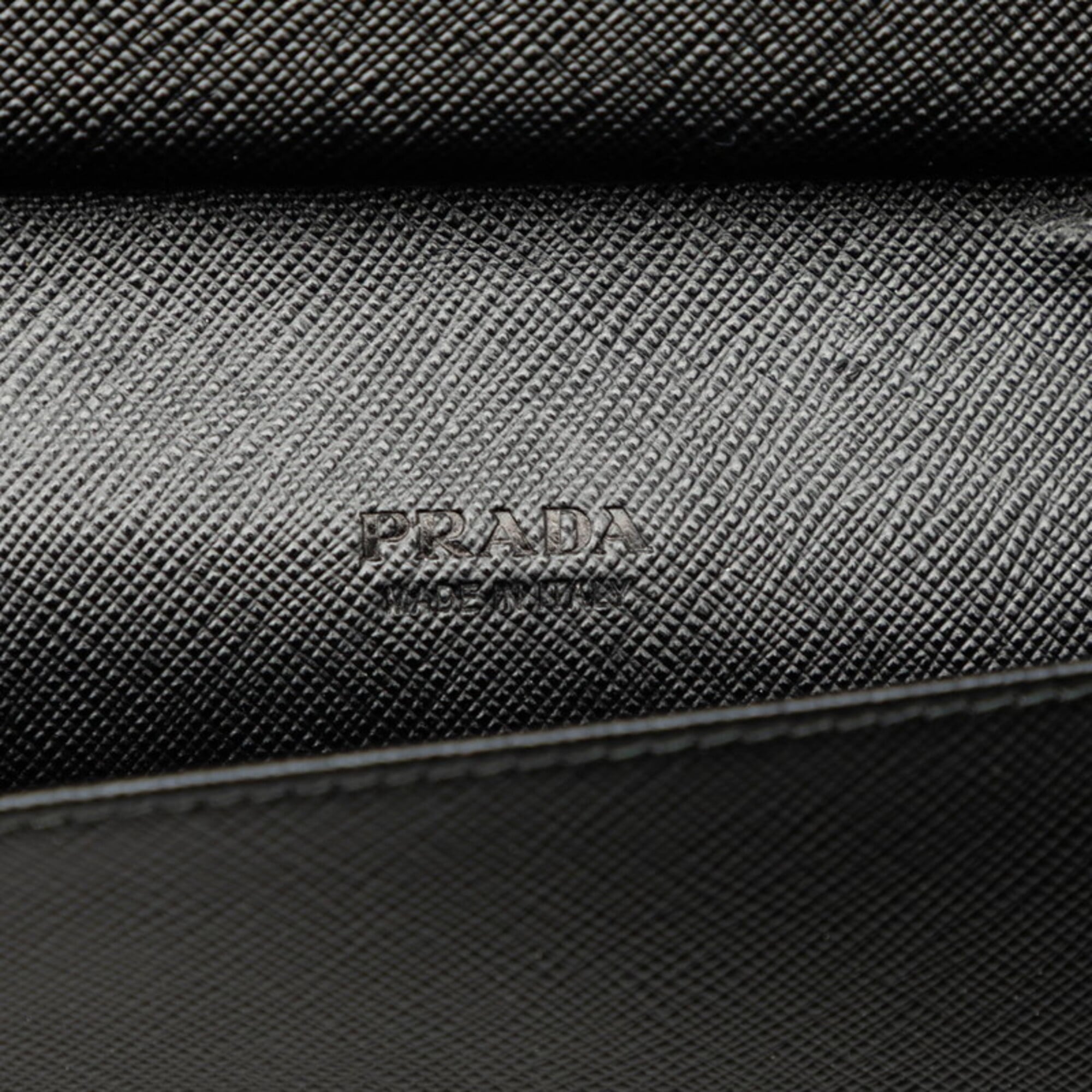 Prada Black Leather Long Wallet (Bi-Fold) (Pre-Owned)