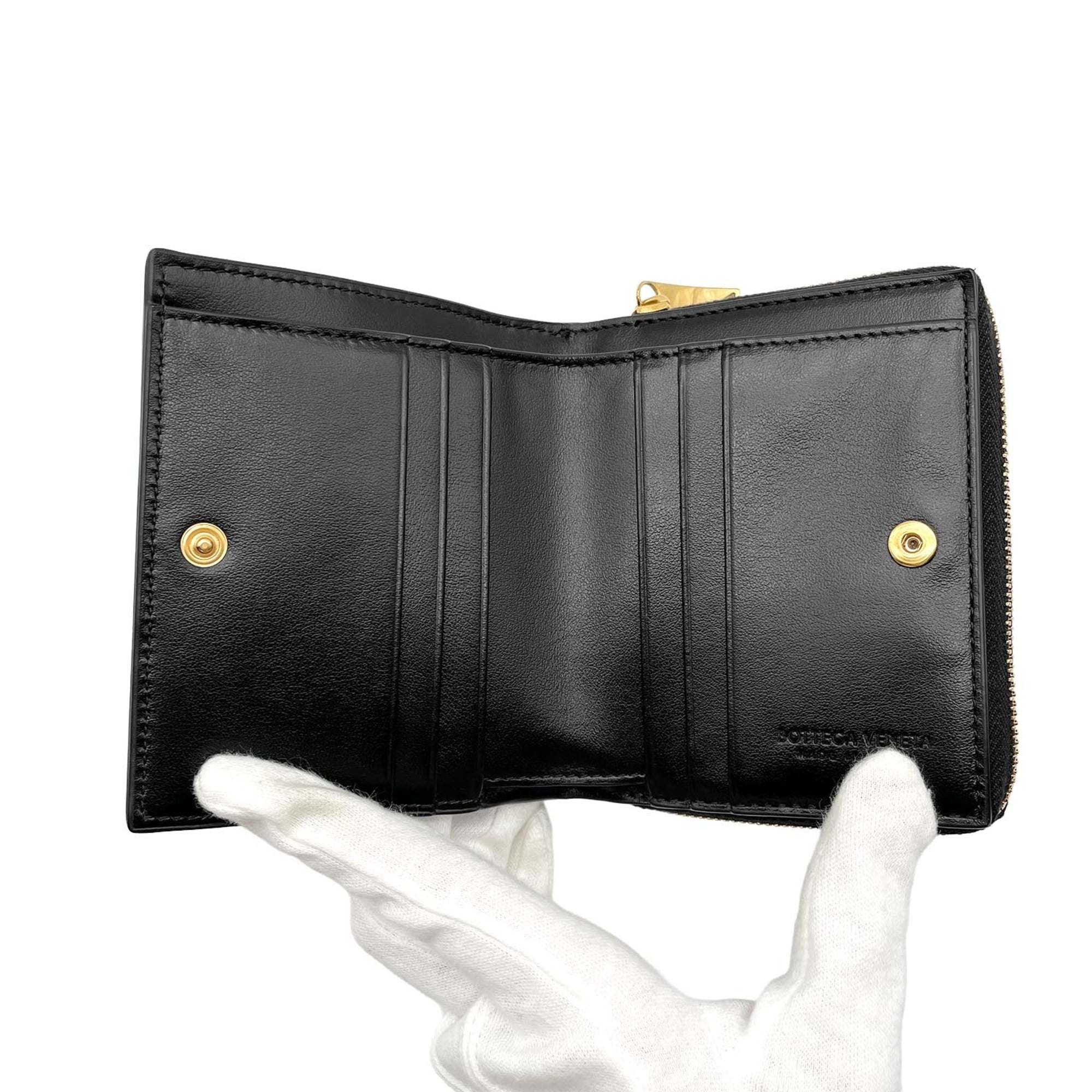Bottega Veneta Gold Black Leather Wallet (Bi-Fold) (Pre-Owned)