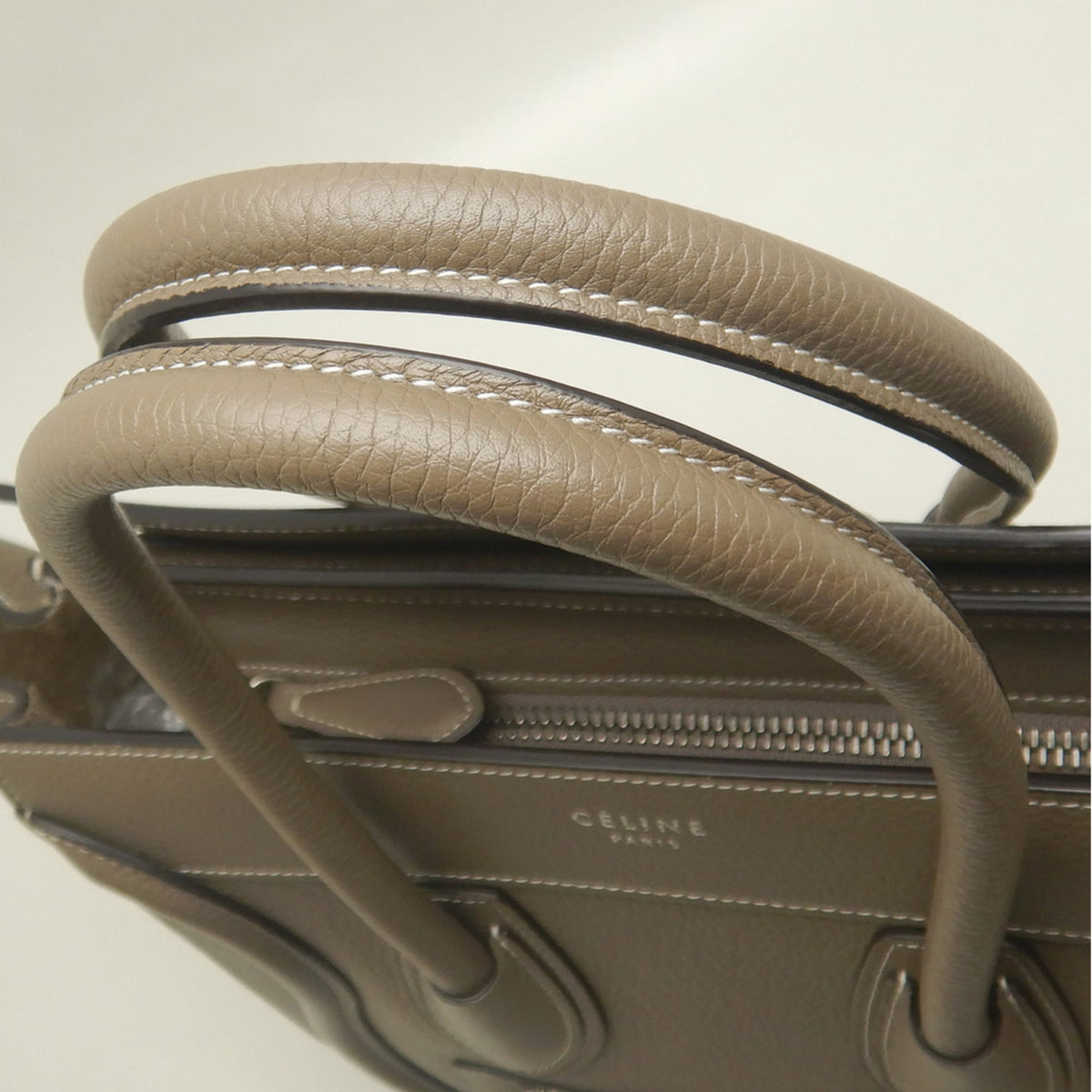 Celine Silver Leather Handbag (Pre-Owned)