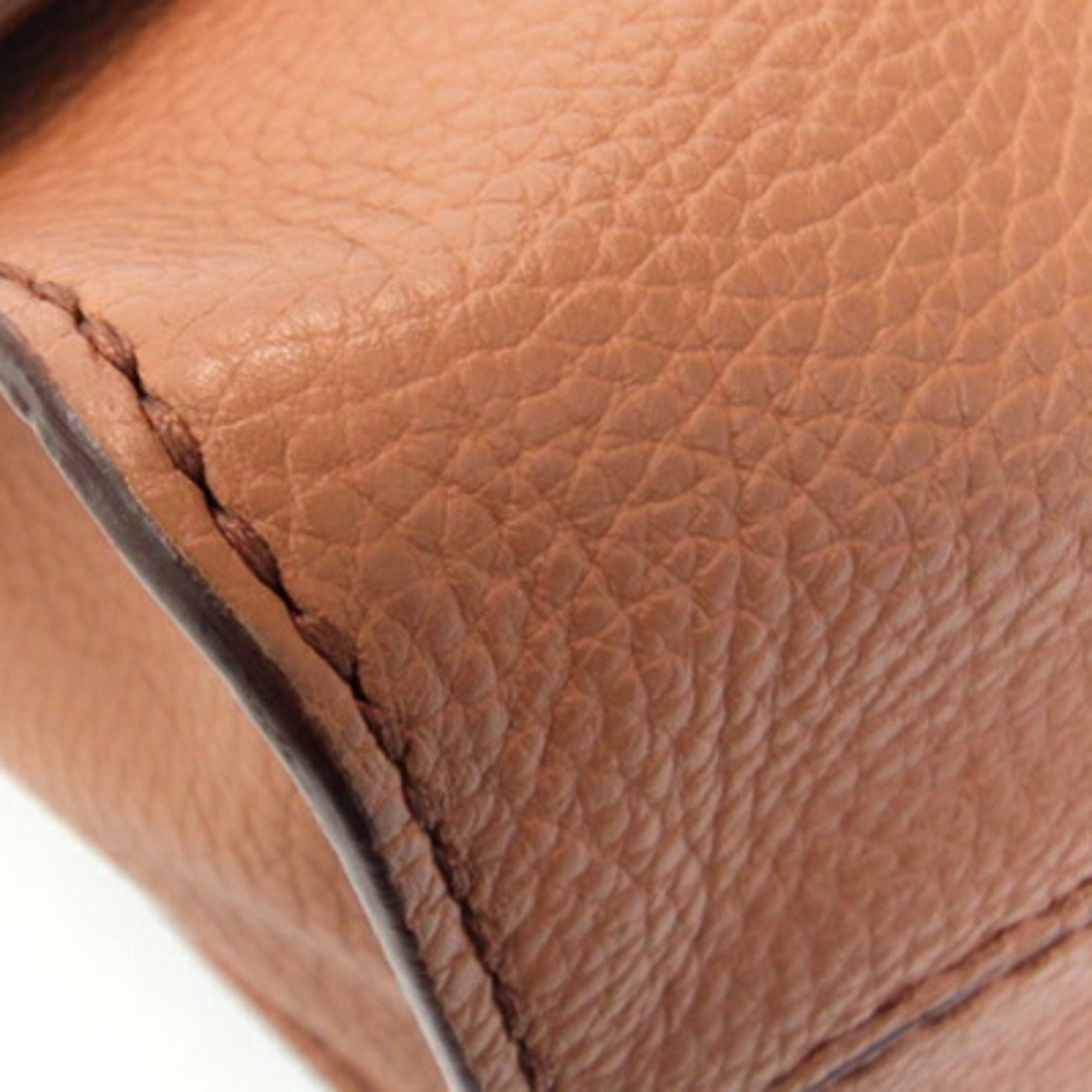 Tod's Brown Leather Shoulder Bag (Pre-Owned)